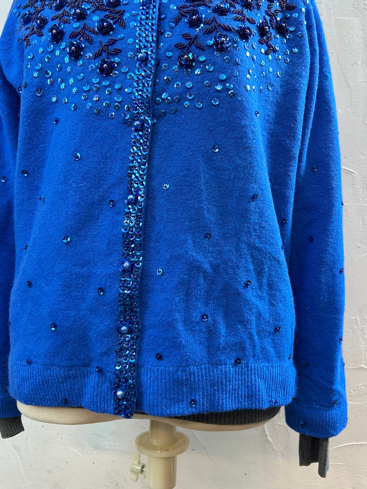 Vintage Beads Embroidered Knit Cardigan [L29055]