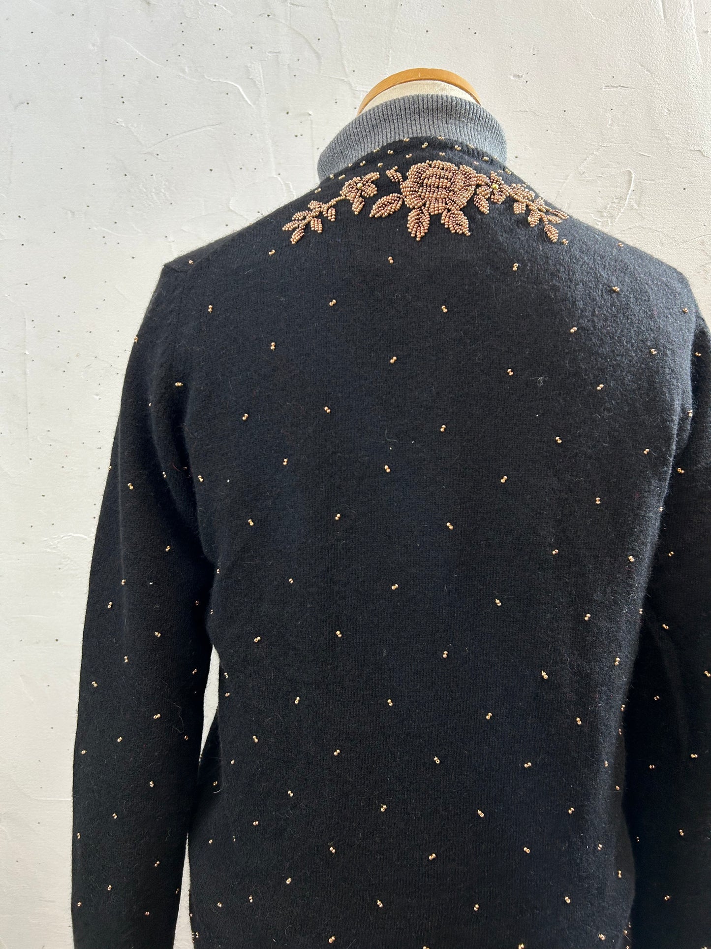 Vintage Beads Embroidered Knit Cardigan [L29061]