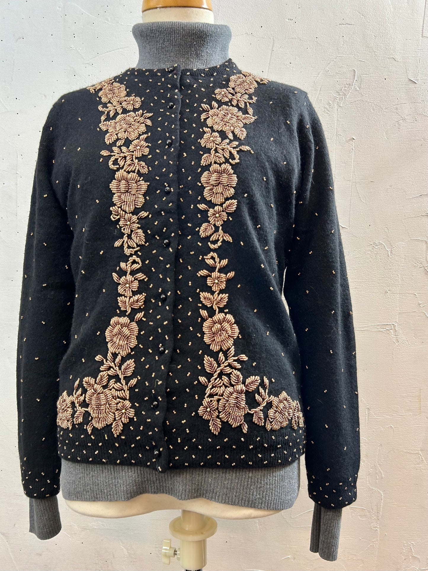 Vintage Beads Embroidered Knit Cardigan [L29061]