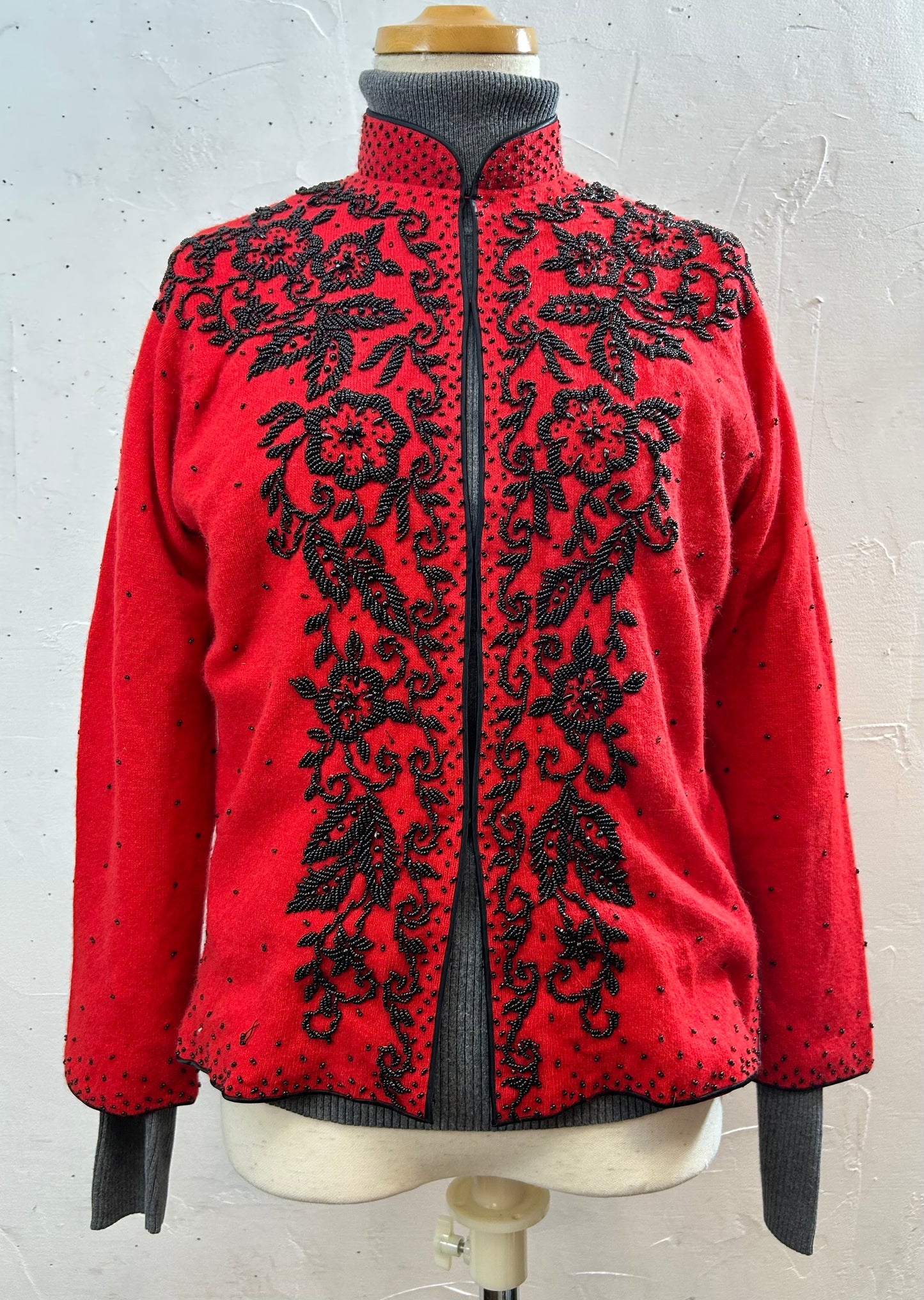 Vintage Beads Embroidered Knit Cardigan [L29062]