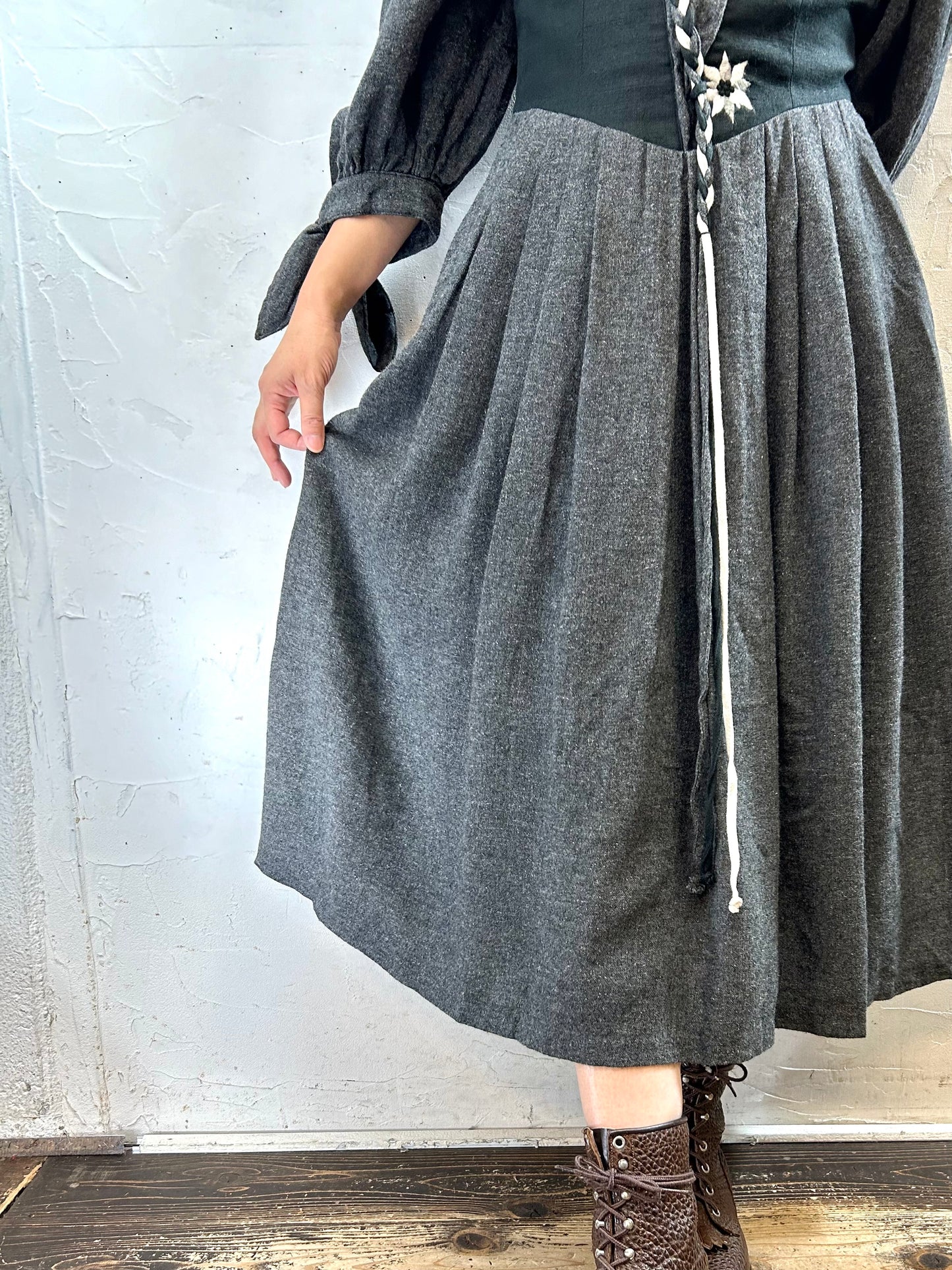 Vintage Tyrol Dress 〜APART〜 [I28404]