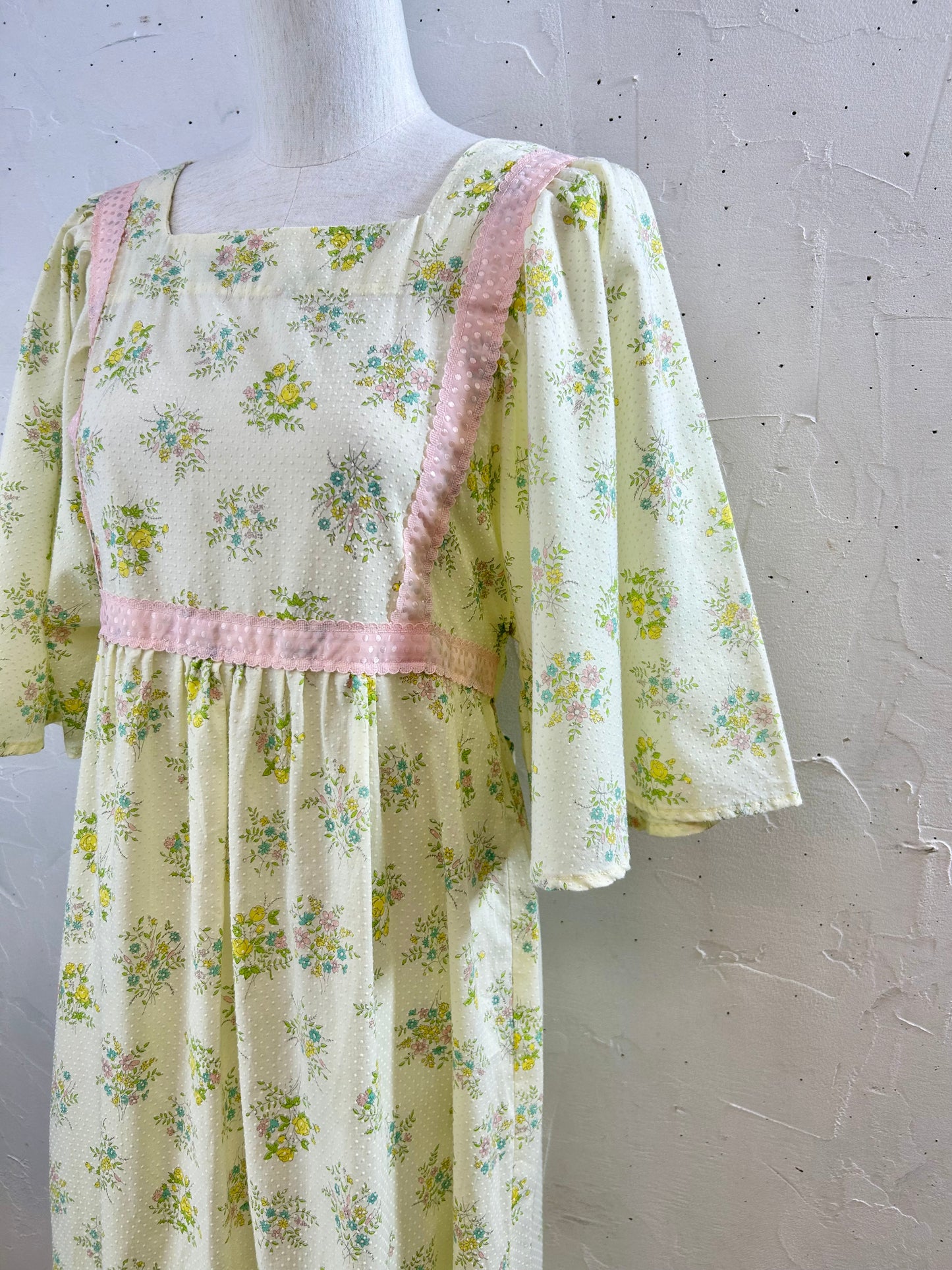 ’70s Vintage Dress [F30377]