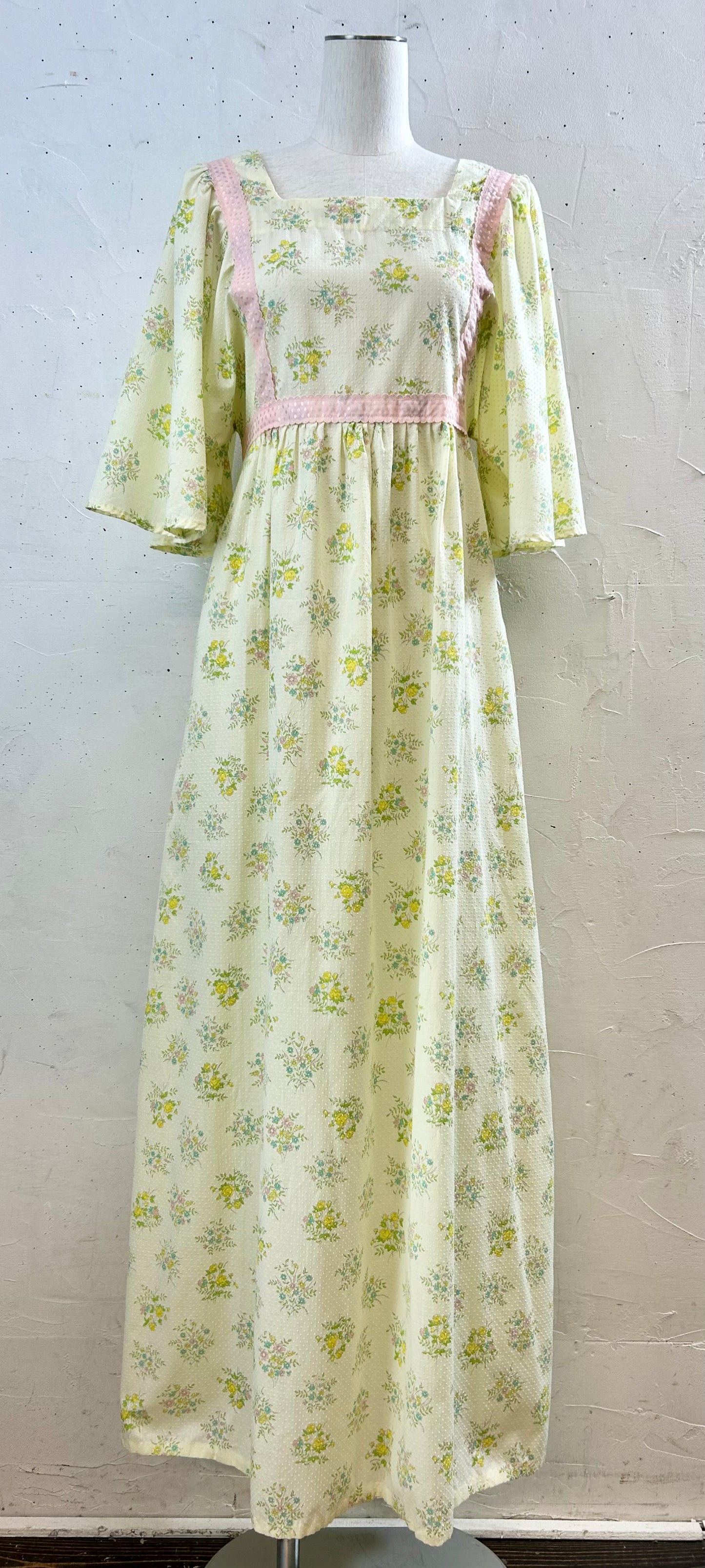 ’70s Vintage Dress [F30377]
