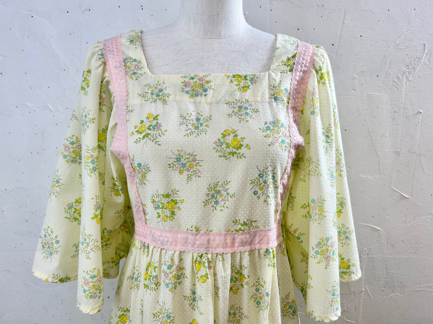 ’70s Vintage Dress [F30377]