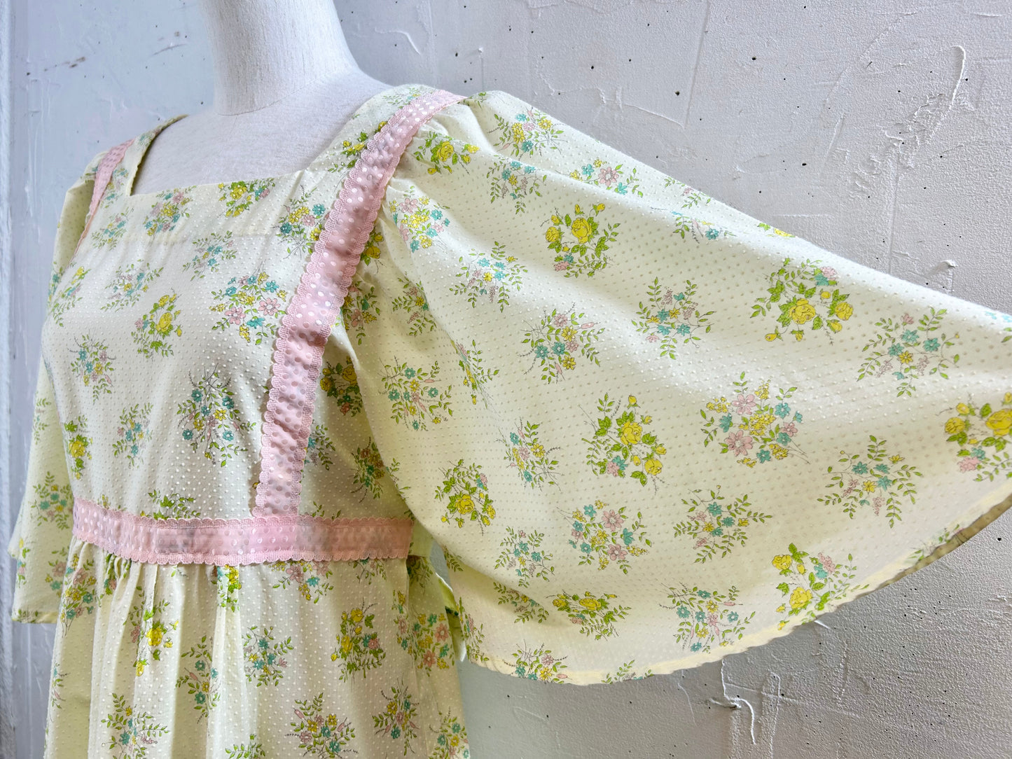 ’70s Vintage Dress [F30377]