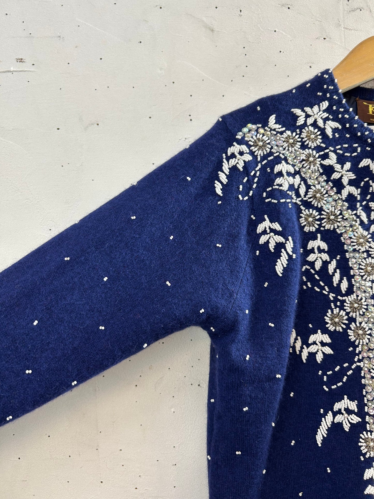 Vintage Beads Embroidered Knit Cardigan [L29058]