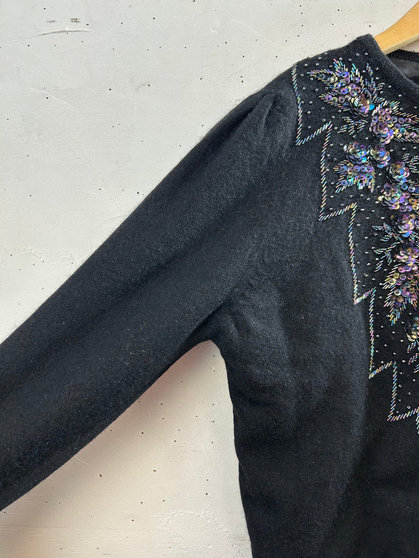 Vintage Beads Embroidered Knit Cardigan [L29056]