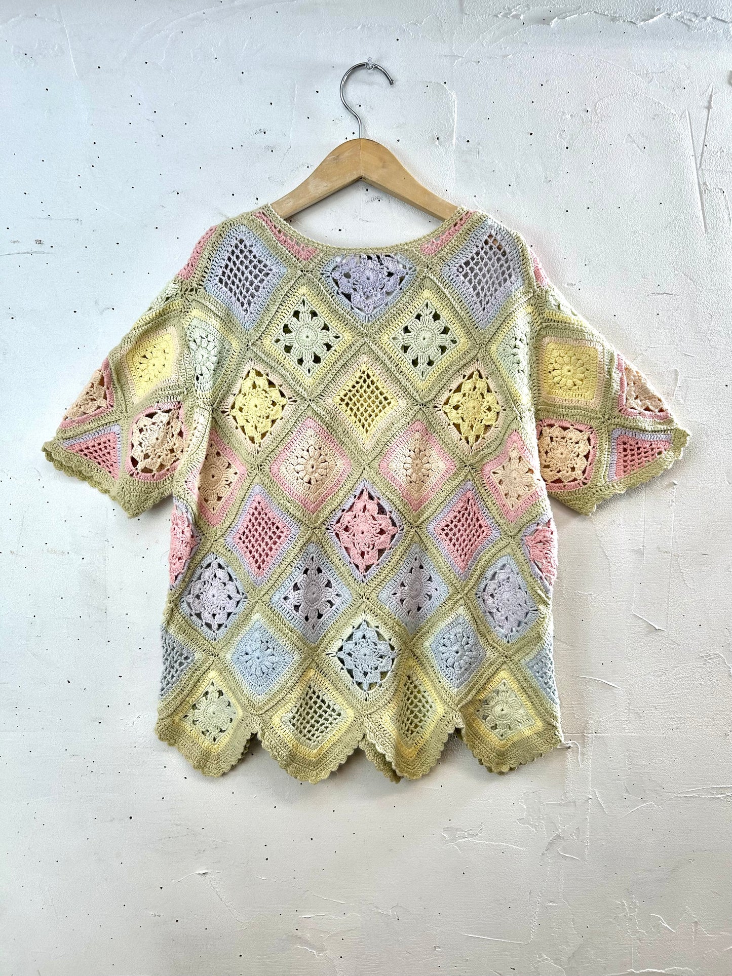 Vintage Granny Square Knit  [B29502]