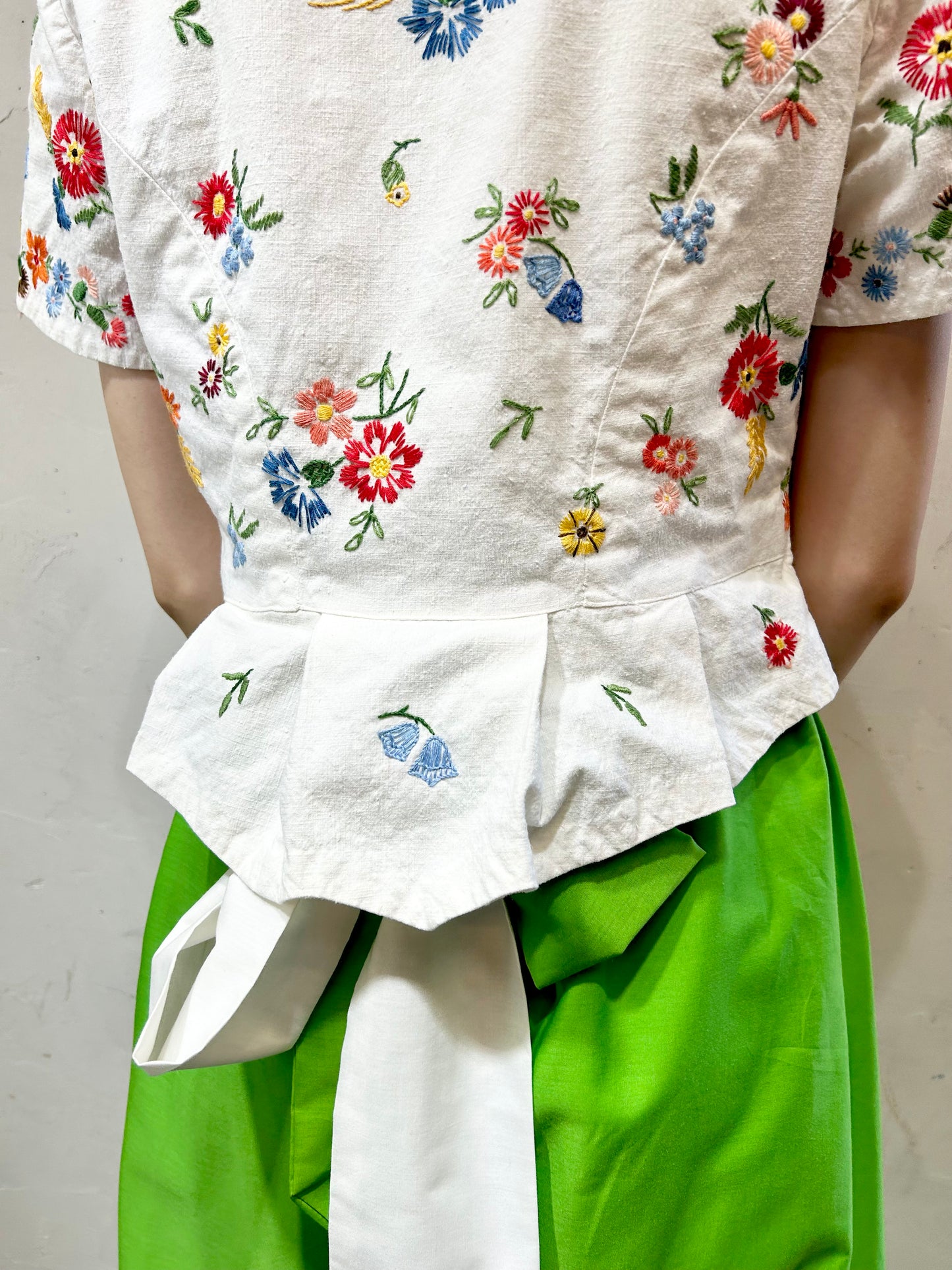 Vintage Flower Hand Stitch Blouse [H24825]