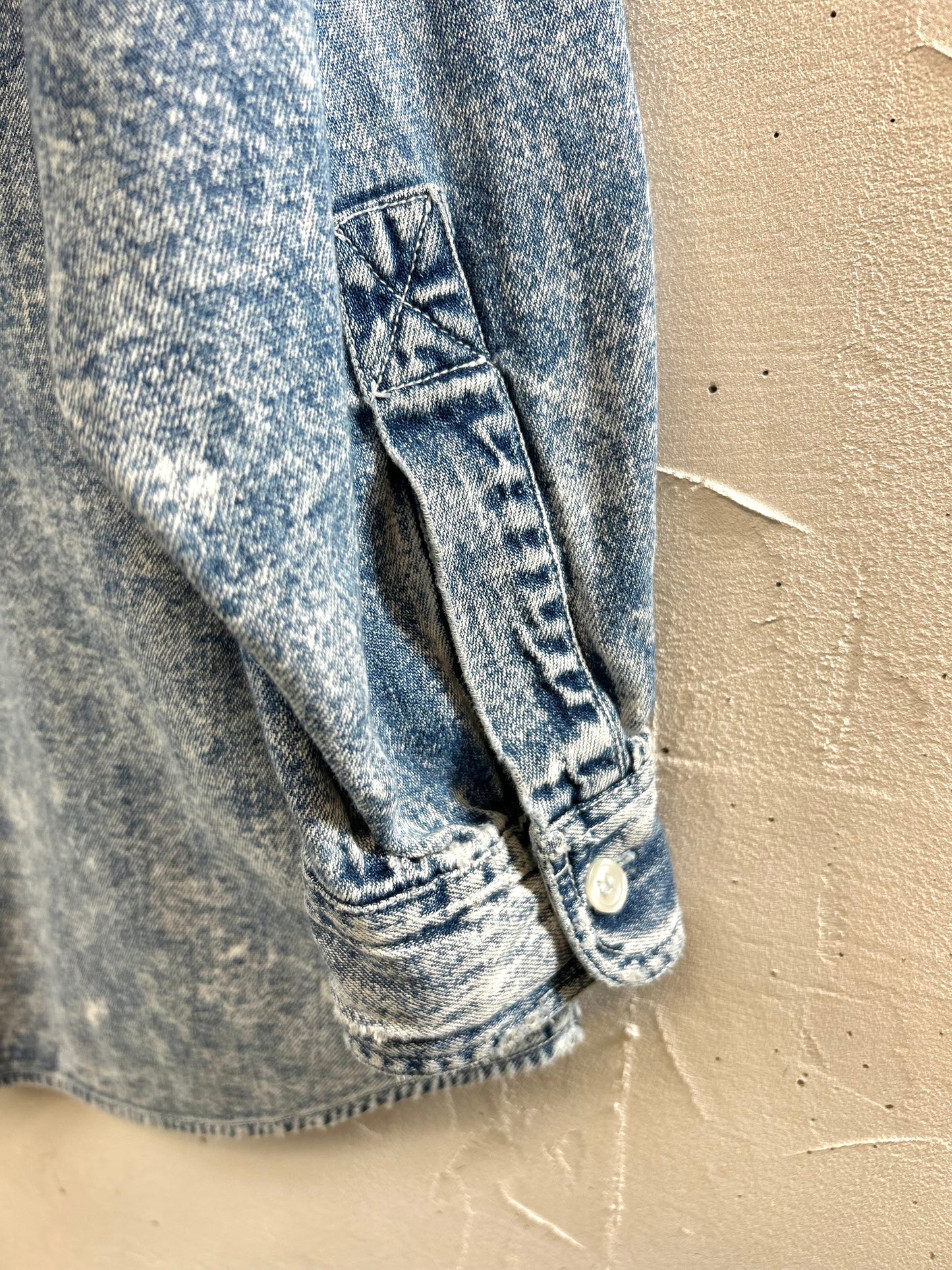 Vintage Denim Shirt [D29940]