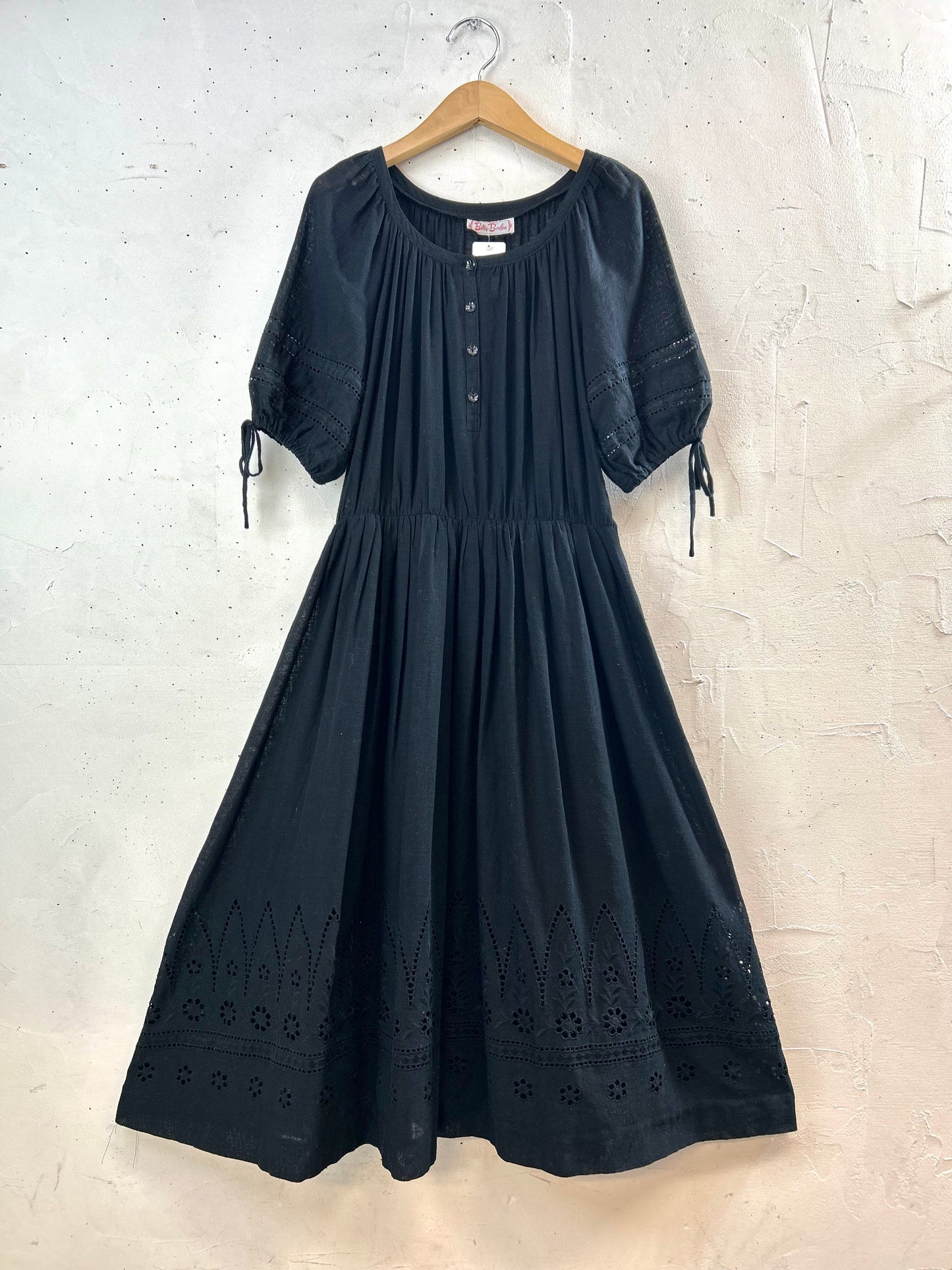 Vintage Eyelet Work Dress  [D29939]