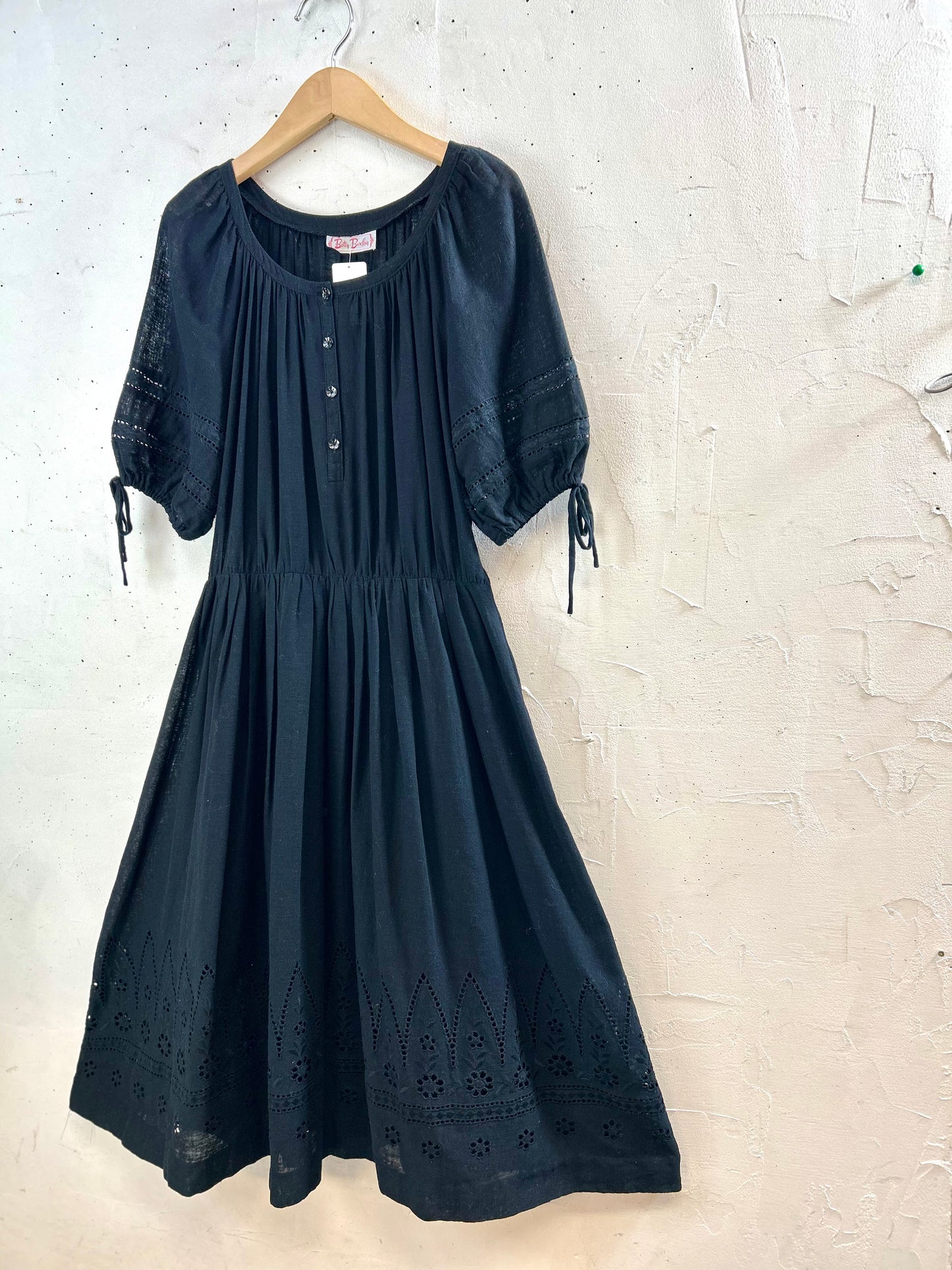 Vintage Eyelet Work Dress  [D29939]