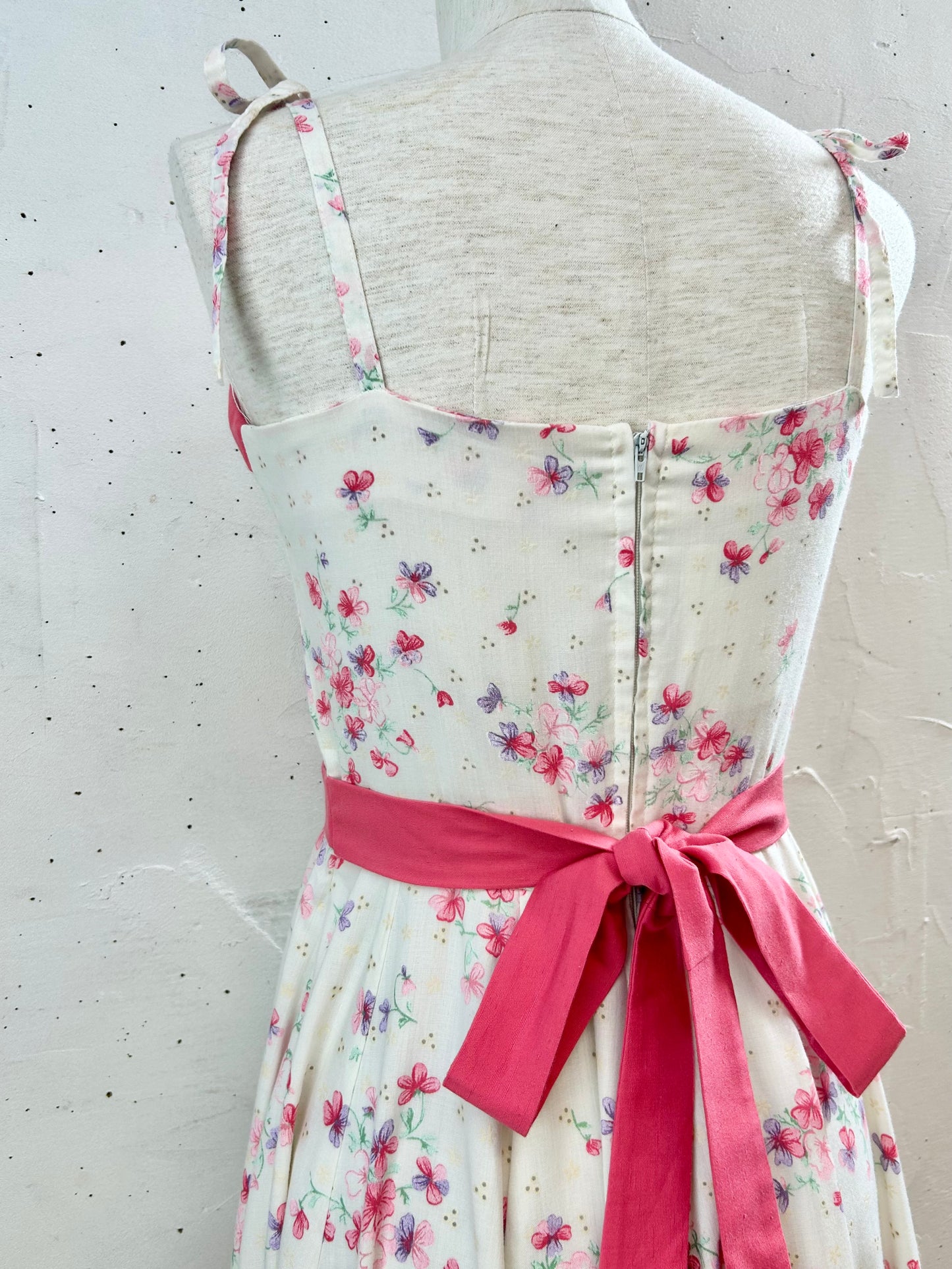 ’70s Vintage Dress [F30372]