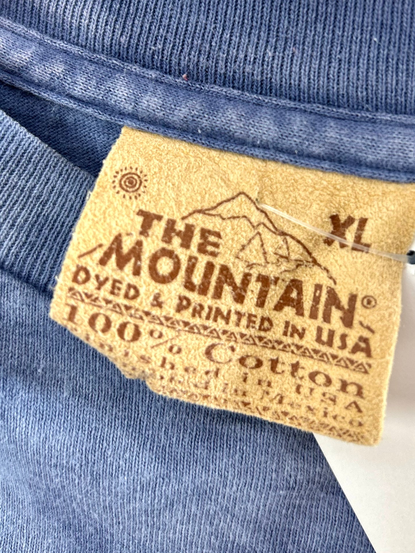 Vintage T-Shirt 〜THE MOUNTAIN〜 MADE IN USA  [E30151]