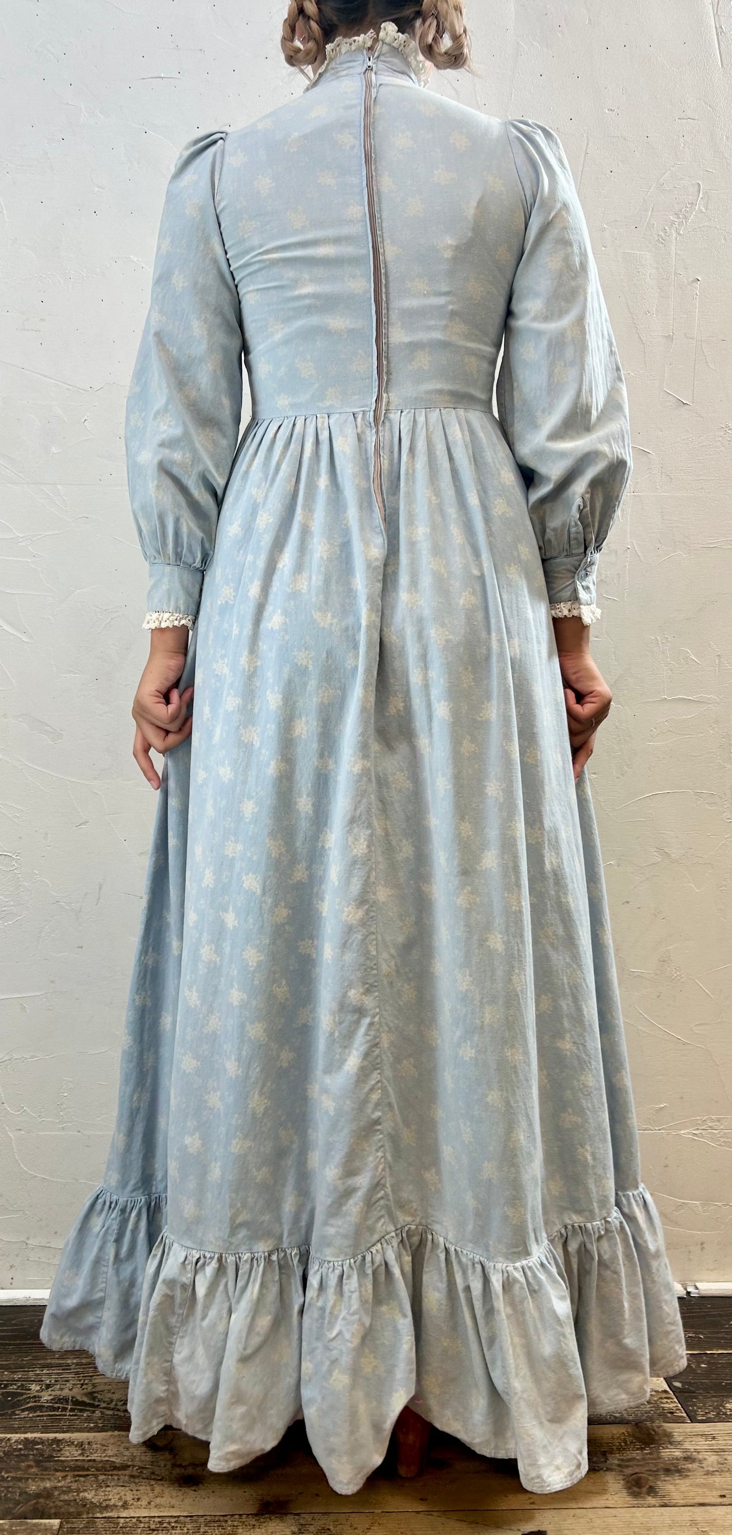 ’60s-’70 Vintage Dress 〜Laura Ashley〜 [H28211]