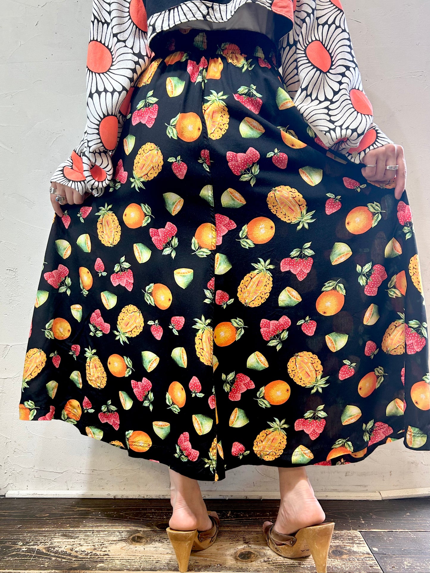 Vintage Fruits Skirt [H24836]