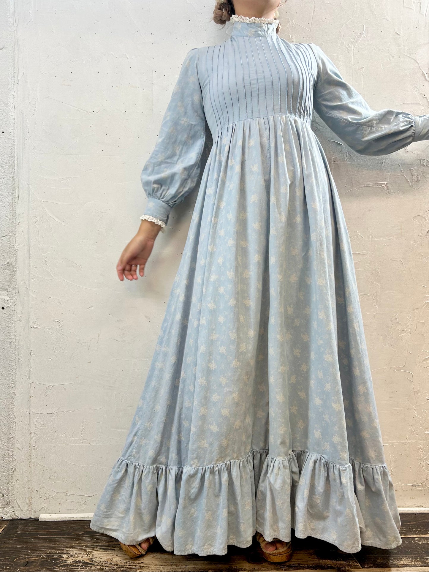 ’60s-’70 Vintage Dress 〜Laura Ashley〜 [H28211]