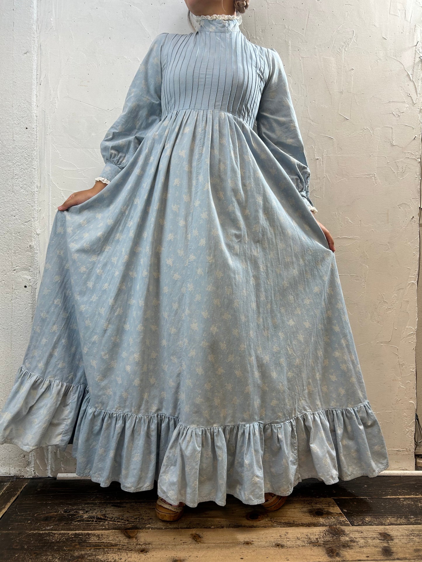 ’60s-’70 Vintage Dress 〜Laura Ashley〜 [H28211]