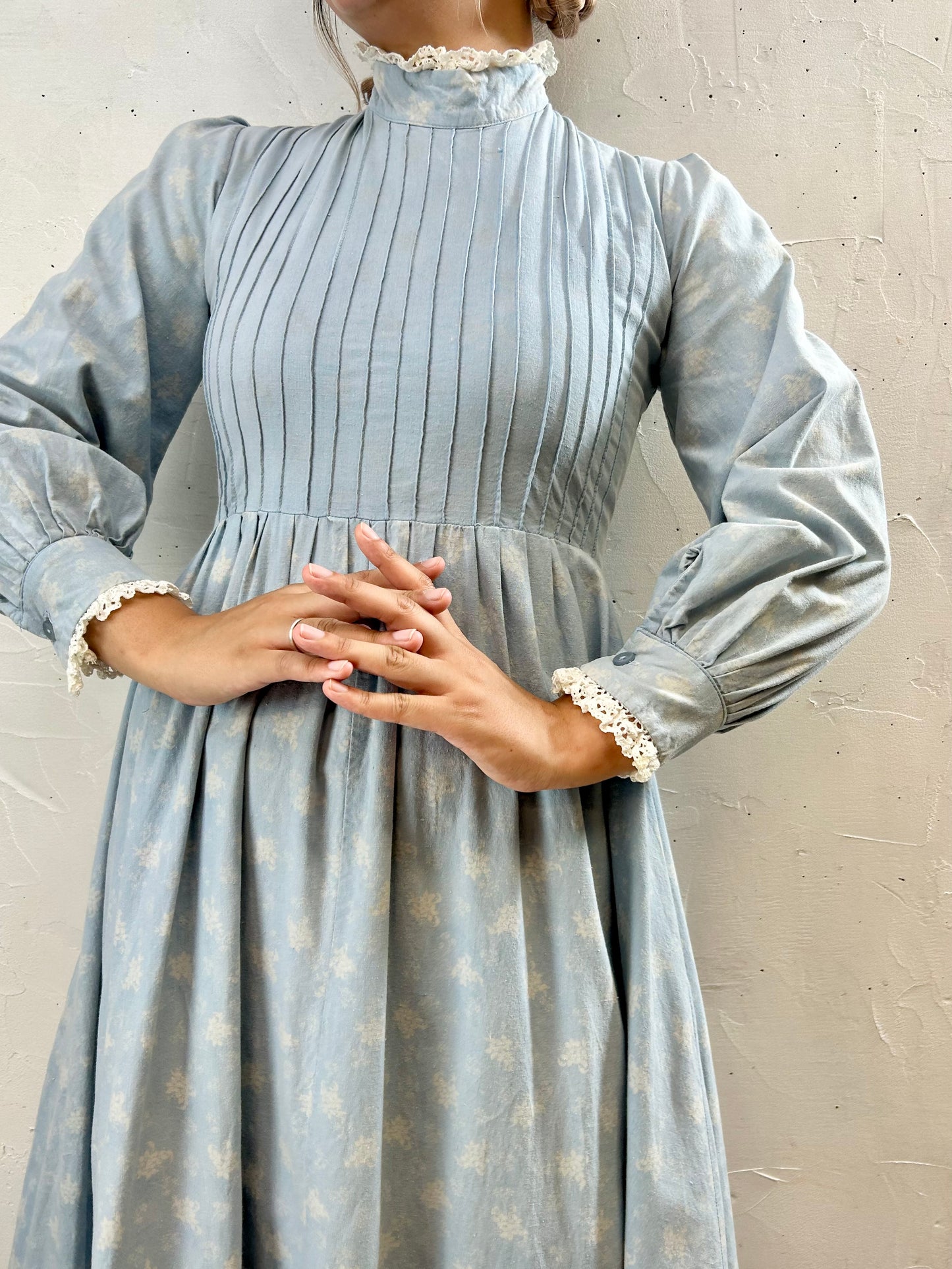 ’60s-’70 Vintage Dress 〜Laura Ashley〜 [H28211]