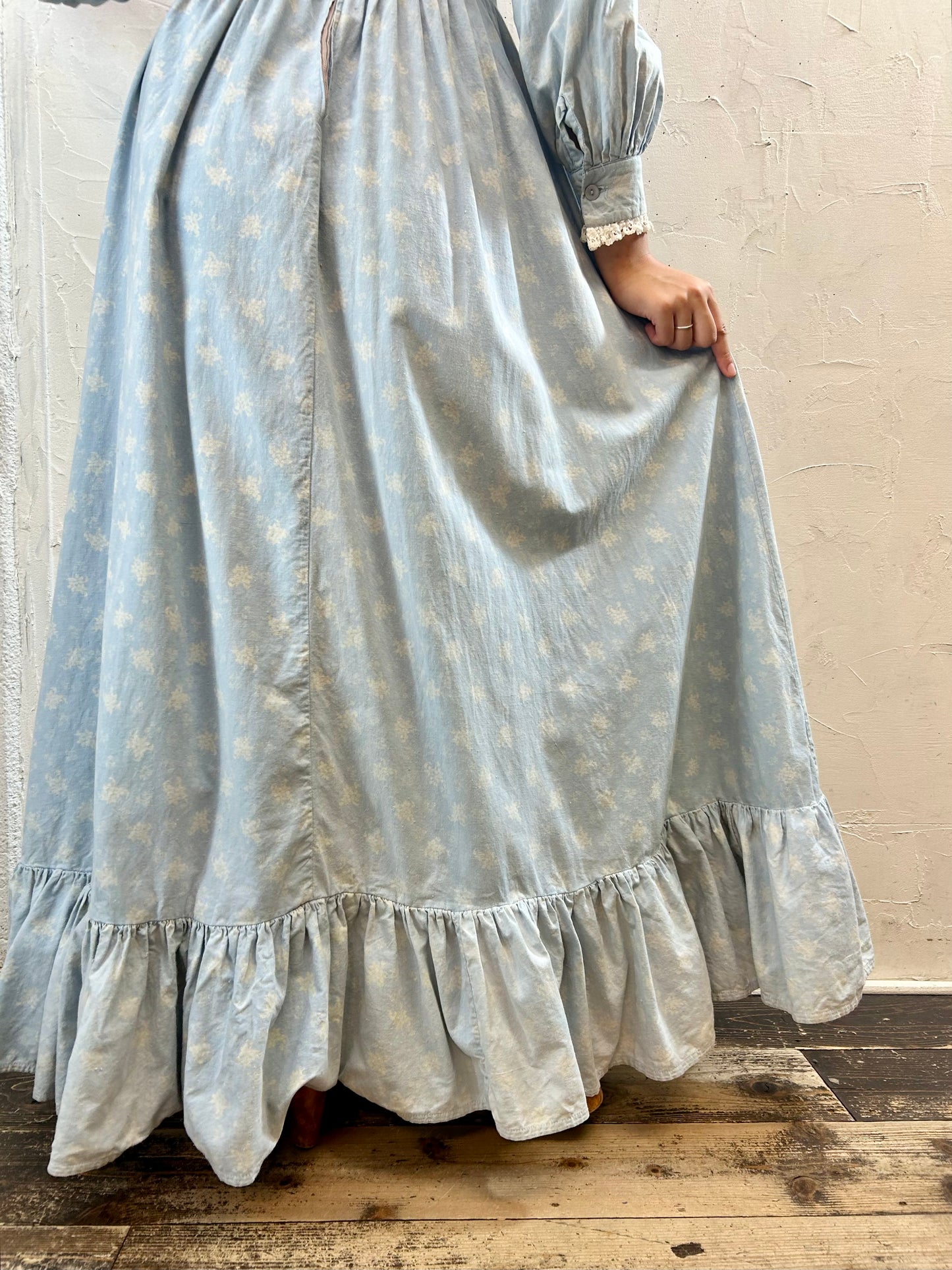 ’60s-’70 Vintage Dress 〜Laura Ashley〜 [H28211]