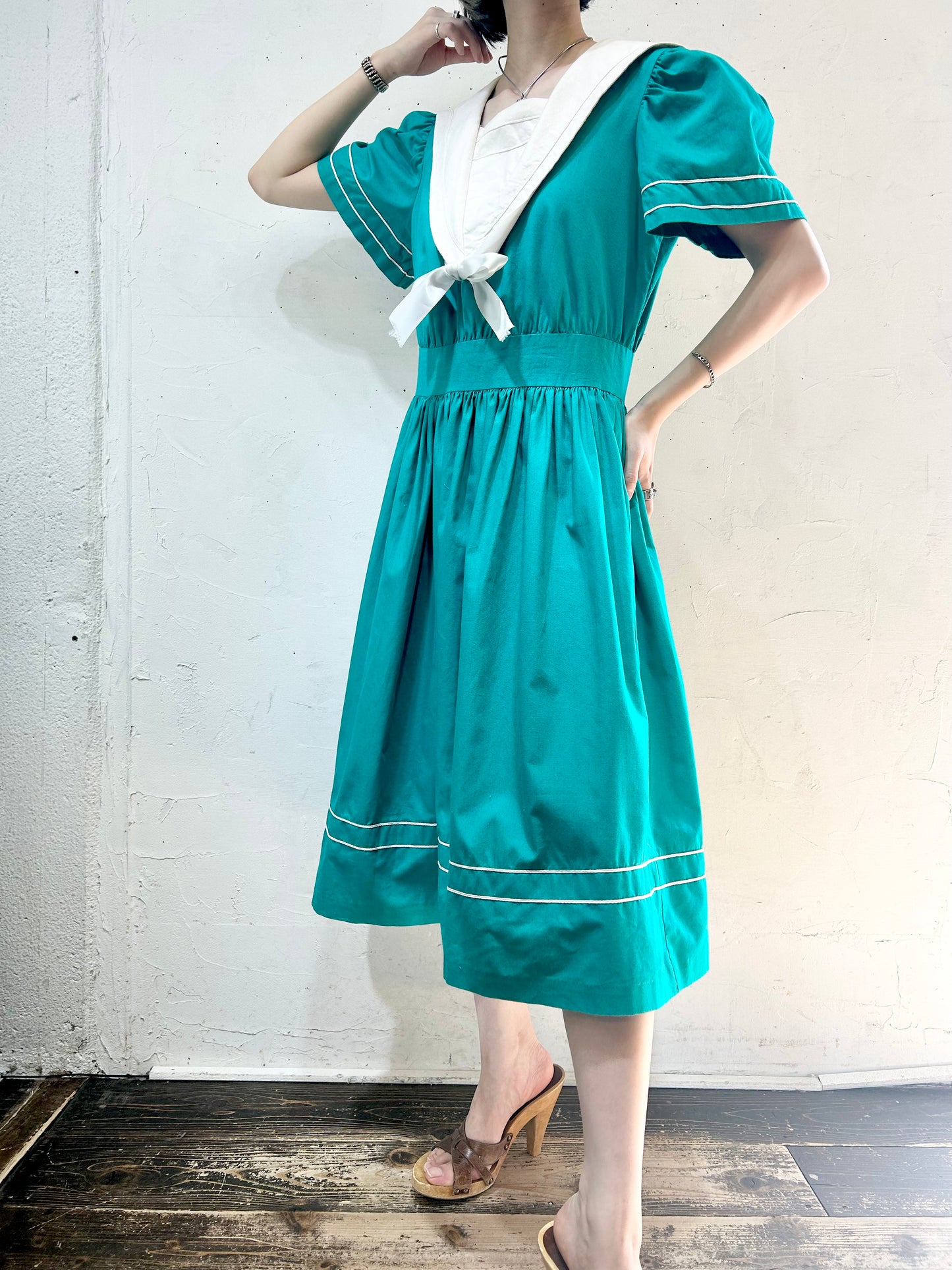 Vintage Sailor collar Dress 〜MISTY LANE〜 [H24829]