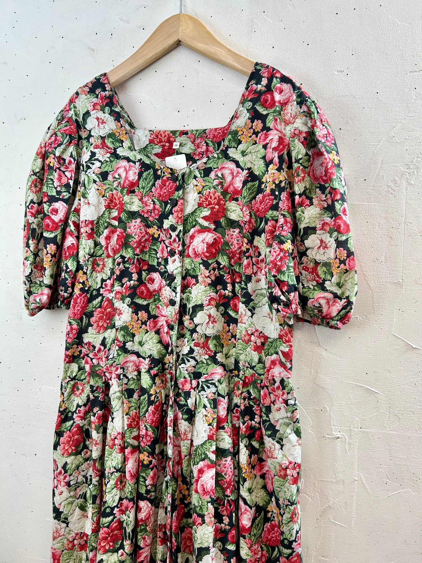 Vintage Flower Dress [D29946]