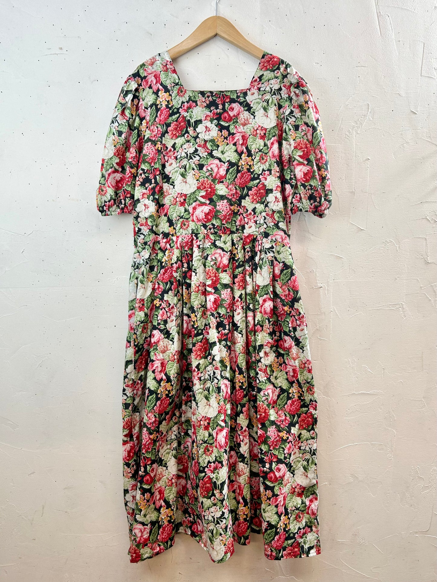 Vintage Flower Dress [D29946]