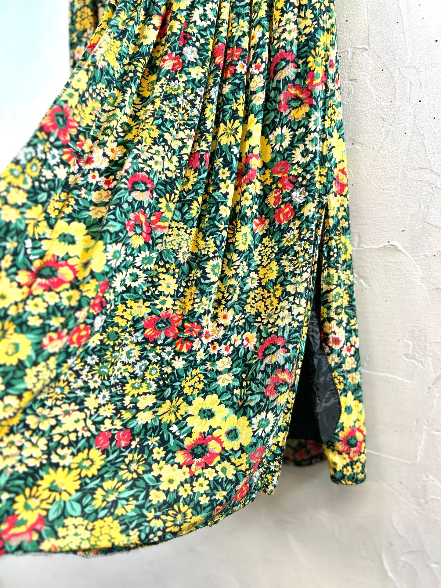 Vintage Skirt [E30144]