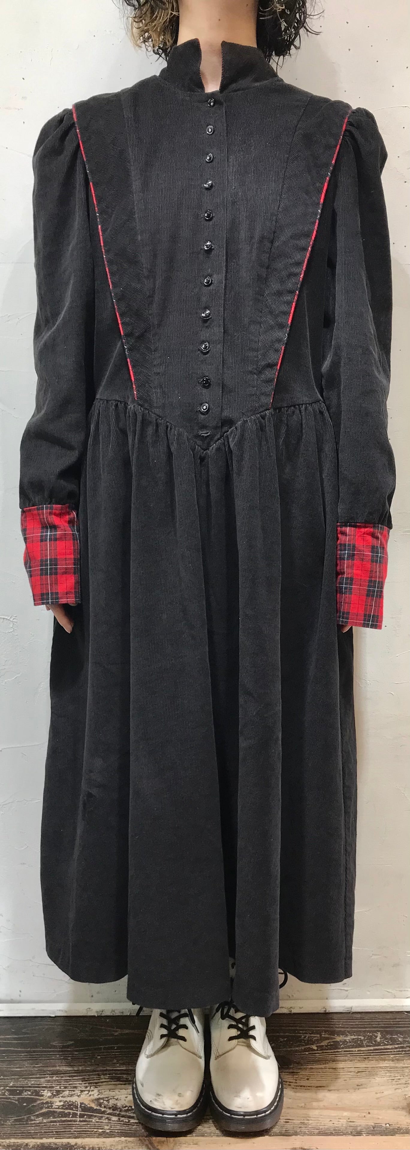Vintage Corduroy Dress [L25719]