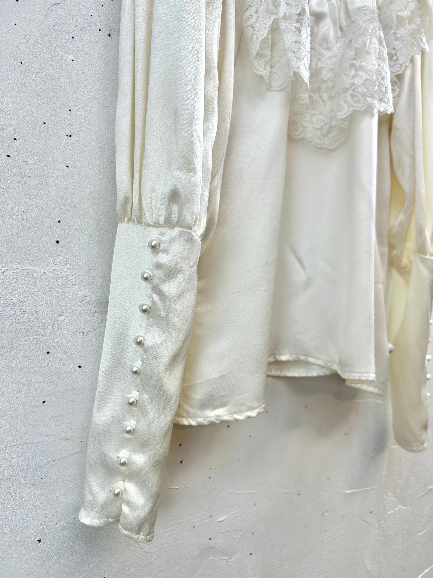 '70s Vintage White Blouse 〜GUNNE SAX〜 [G28010]