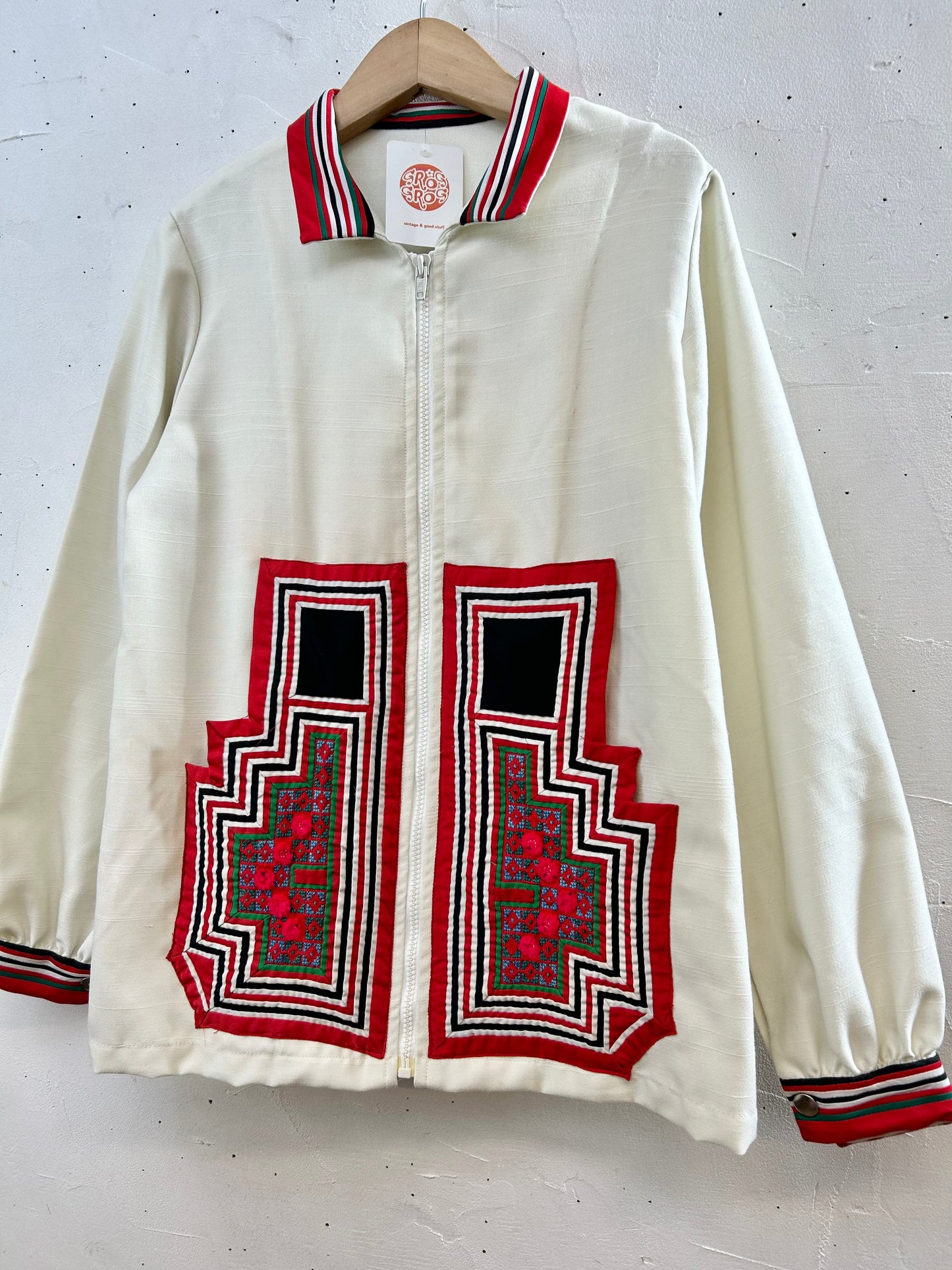 Vintage Hmong Embroidery Jacket [K28853]