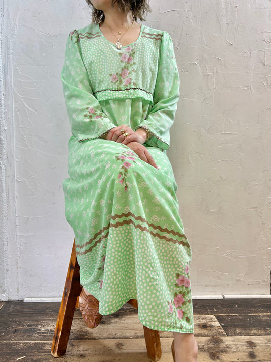 '70s Vintage Dress [F27572]