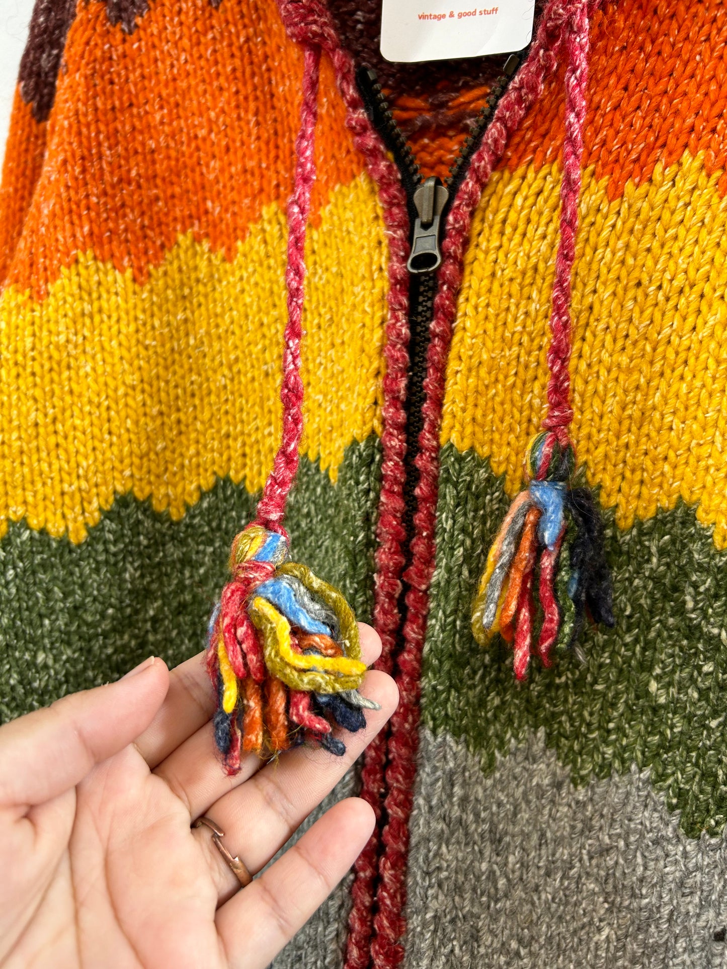 Vintage Ecuador Hand Knit Cardgan [K28850]