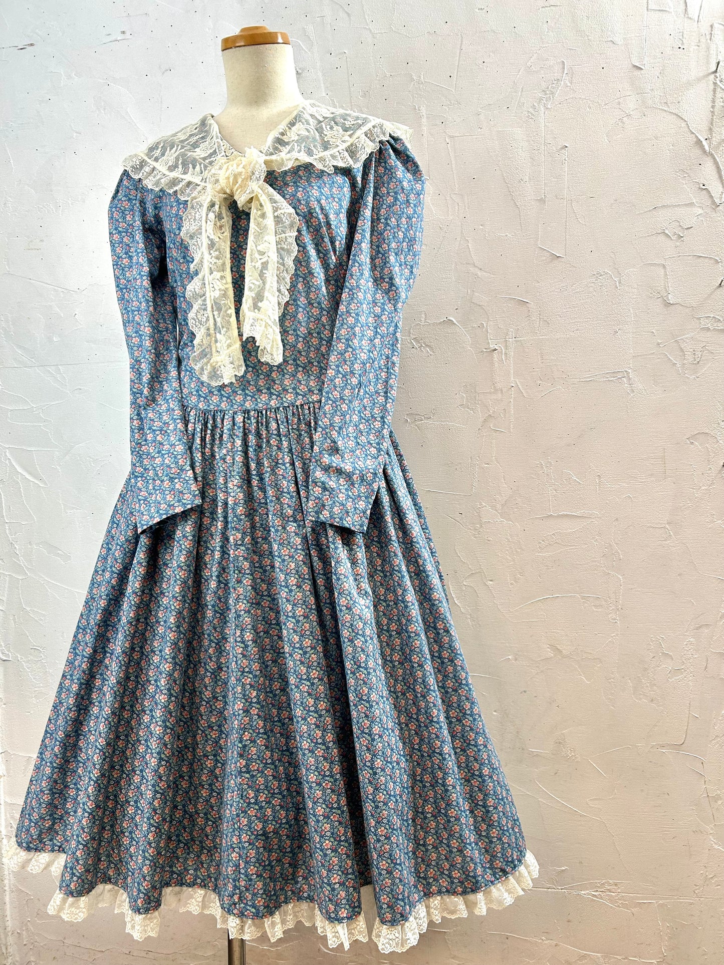 Vintage Dress  [C29736]