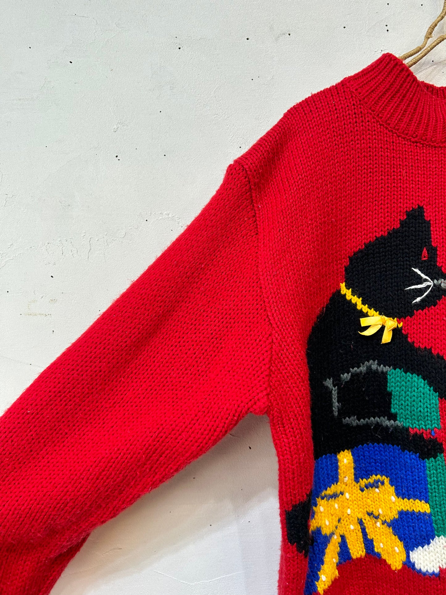 Vintage Hand Knit Sweater [K25540]