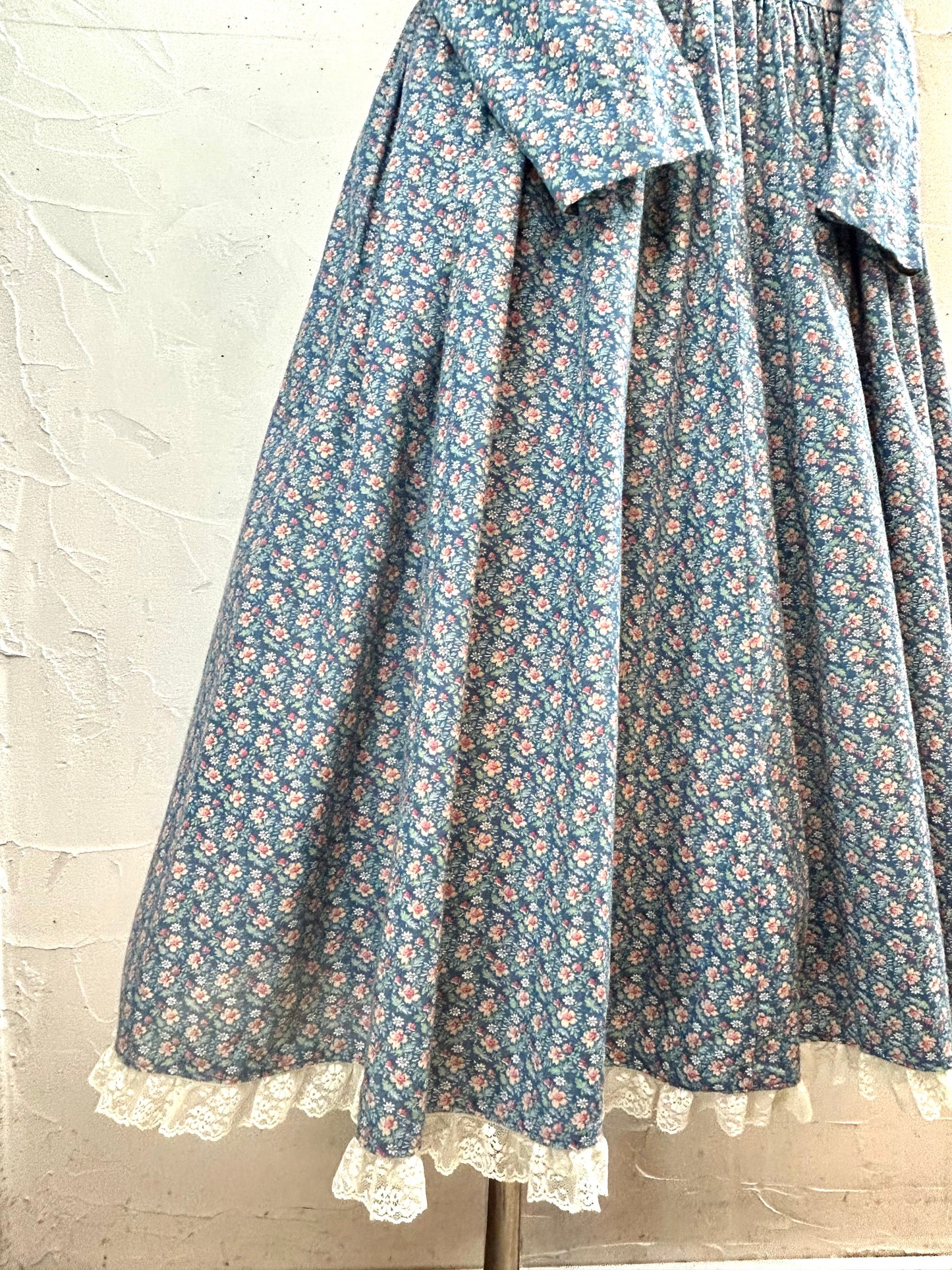 Vintage Dress  [C29736]