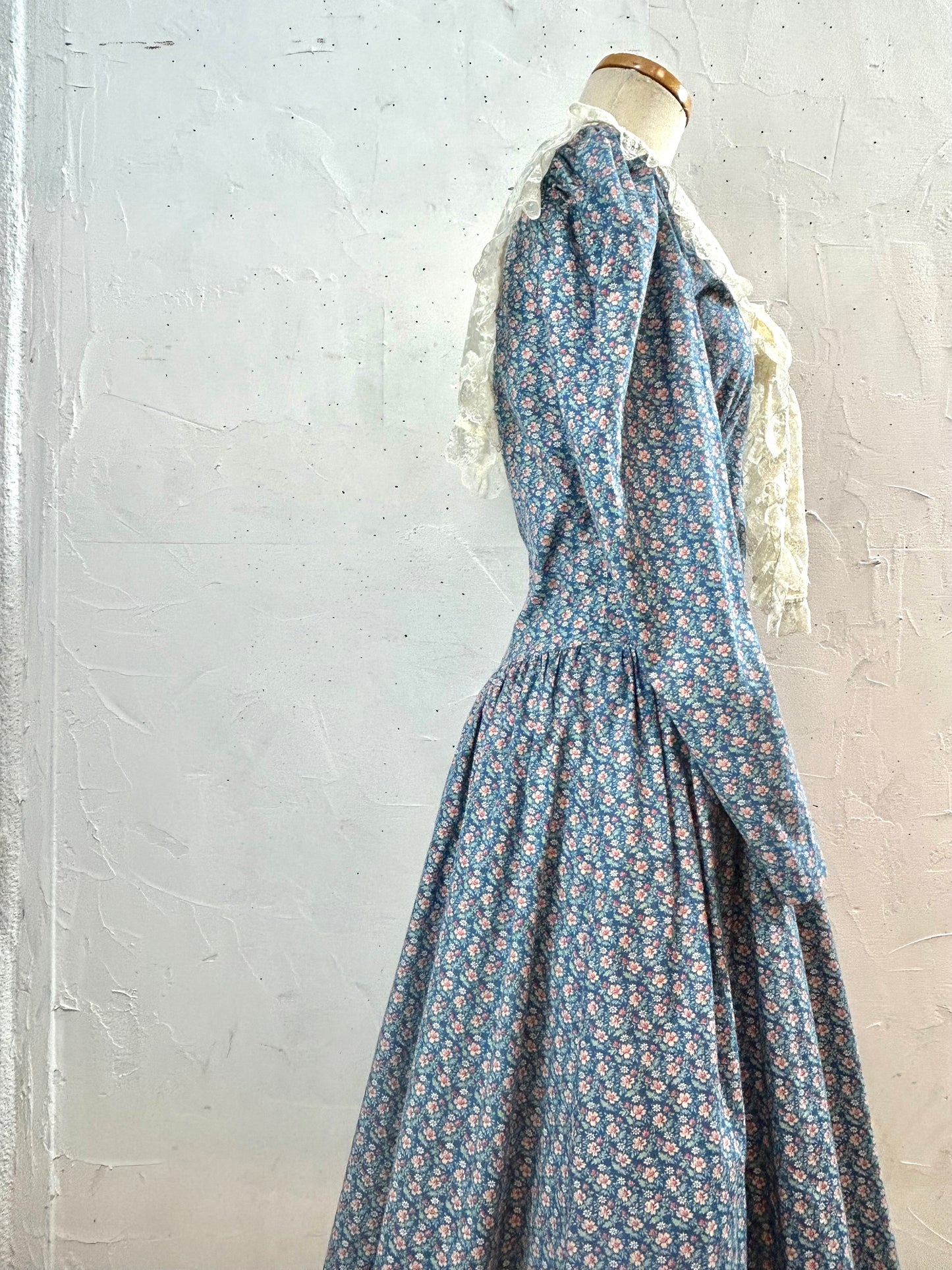 Vintage Dress  [C29736]
