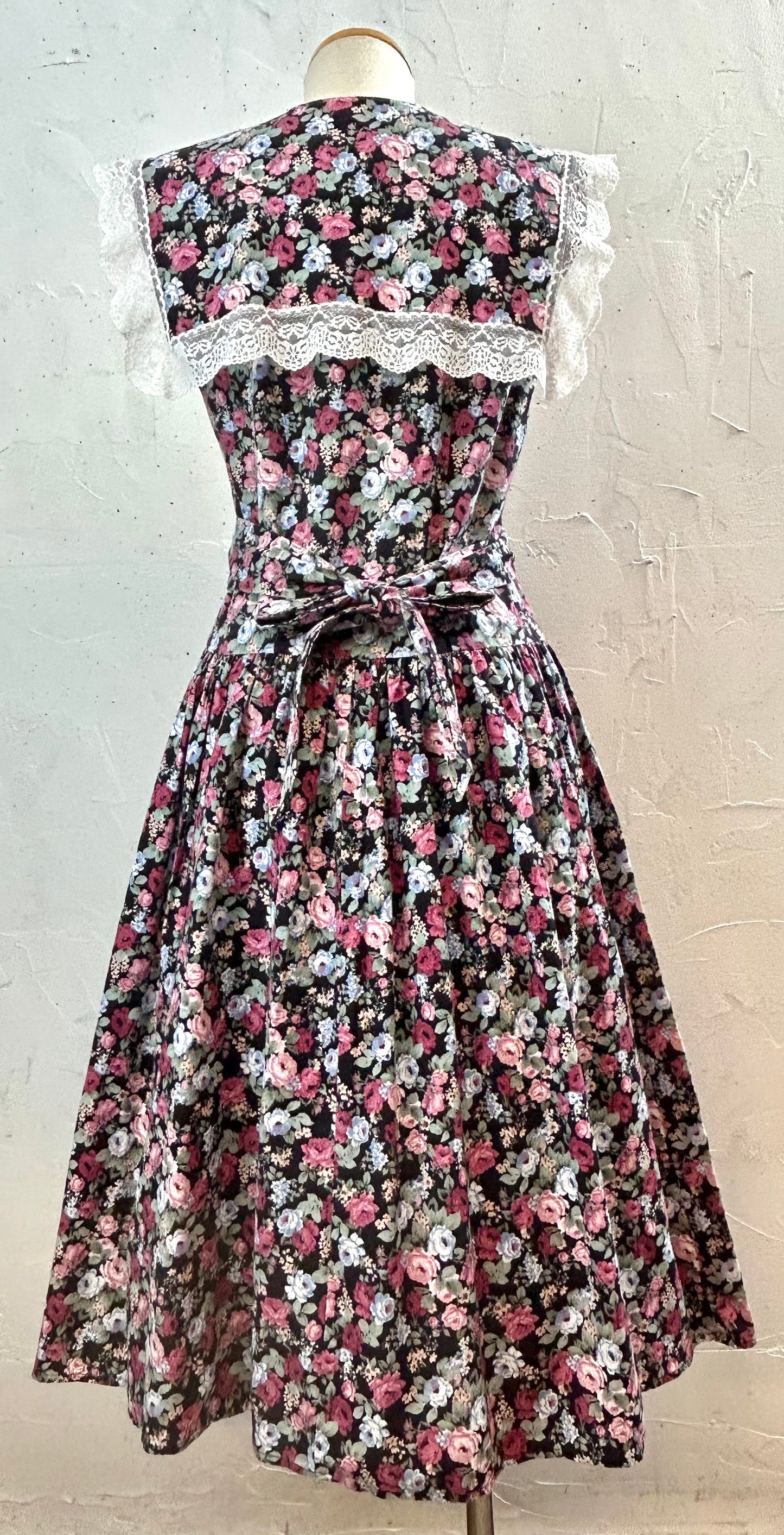 Vintage Dress  [C29737]