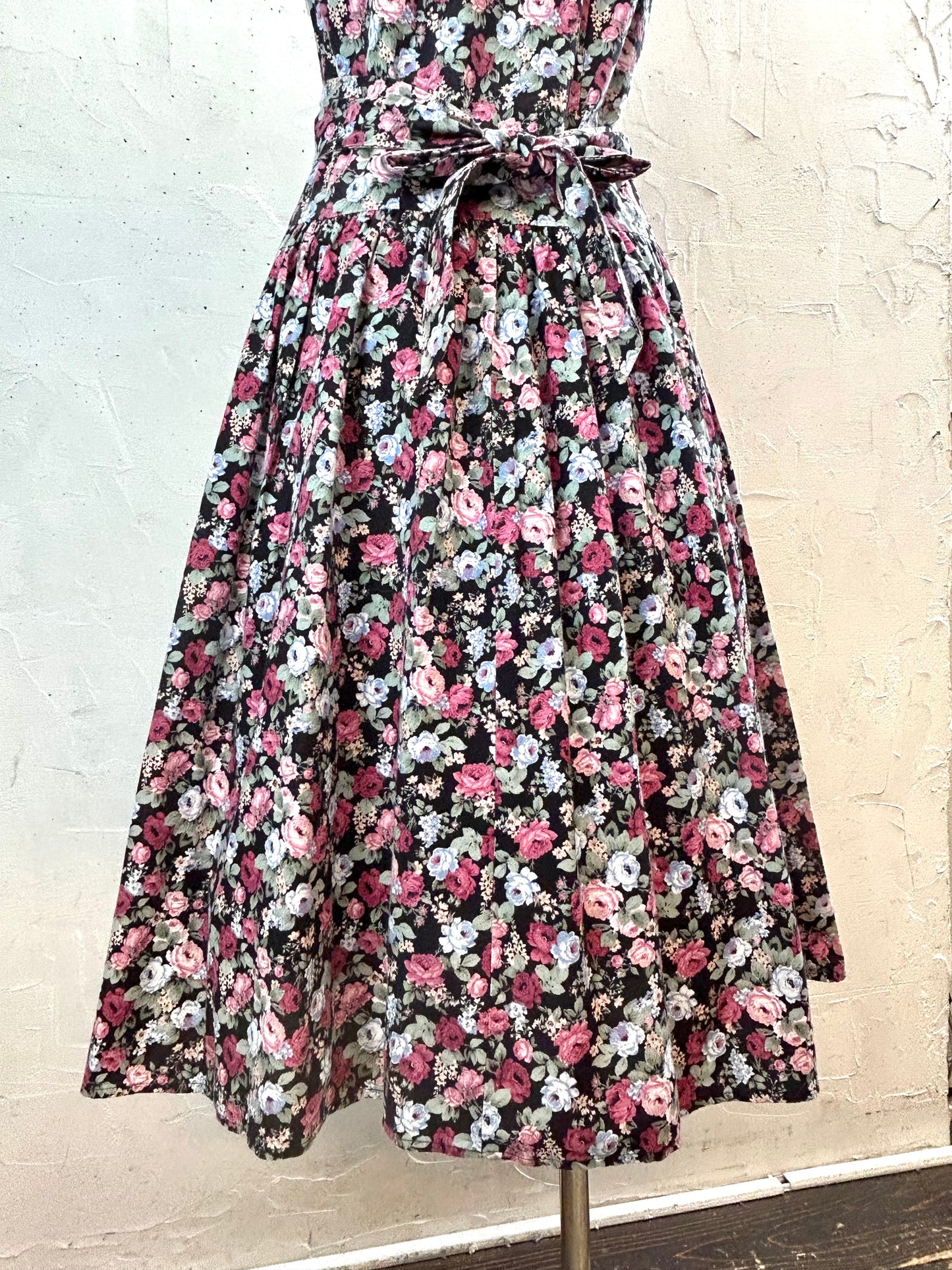 Vintage Dress  [C29737]