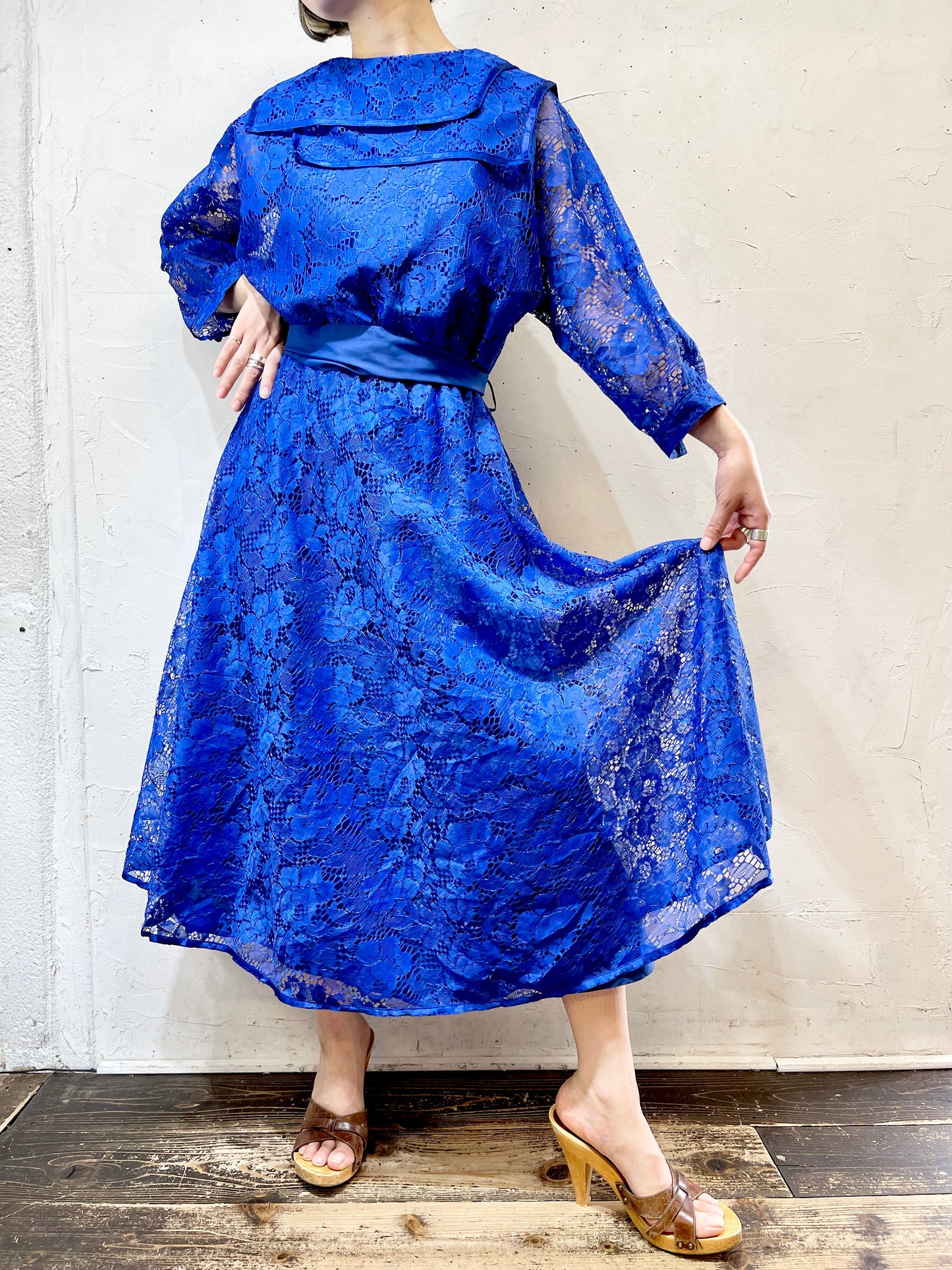 Vintage Lace Dress [H24804]