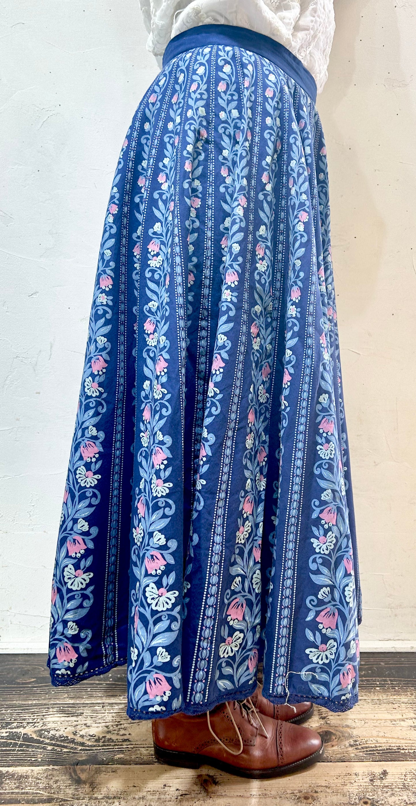 Vintage Tyrol Circular Skirt [H24850]