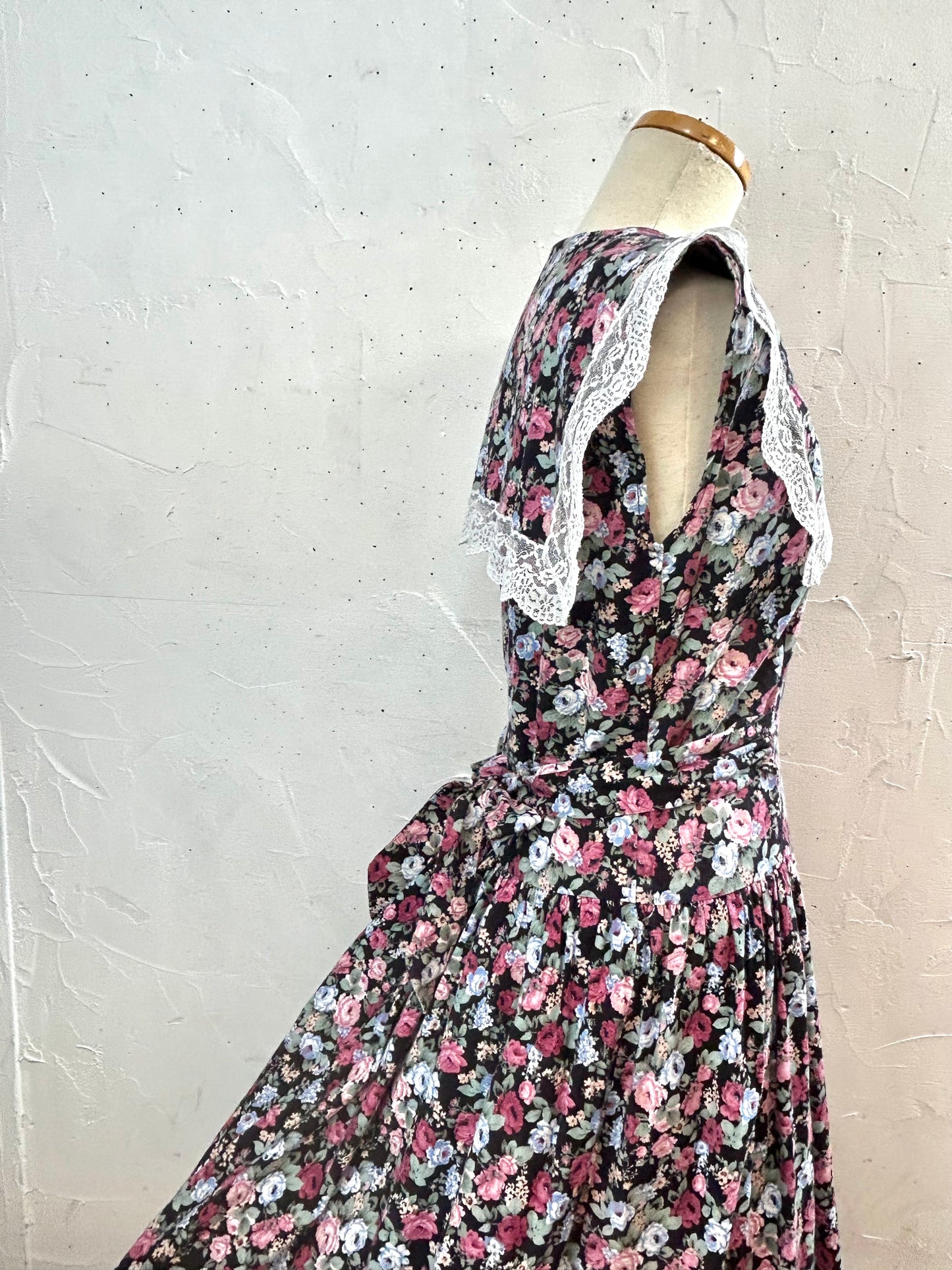 Vintage Dress  [C29737]
