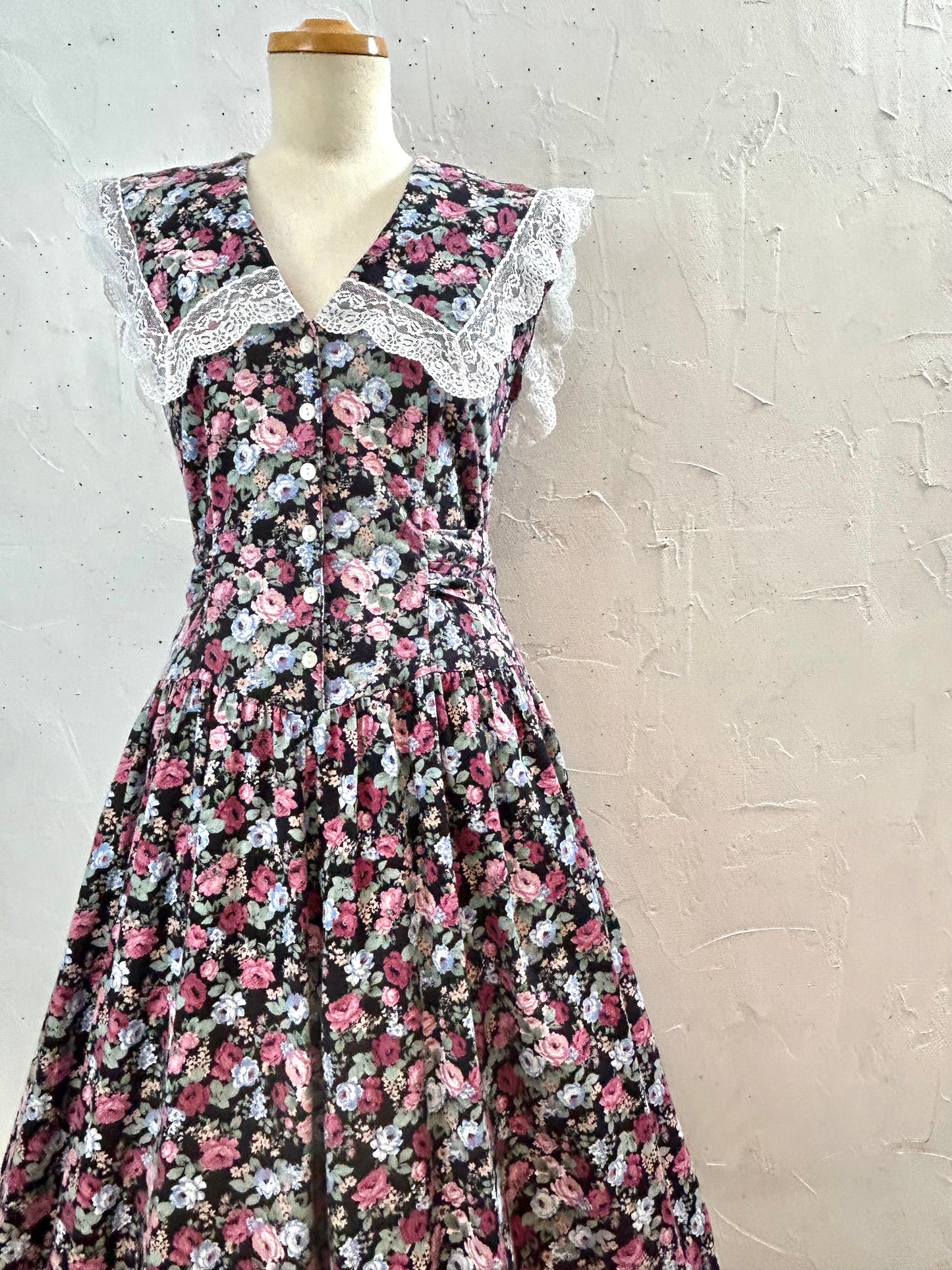 Vintage Dress  [C29737]