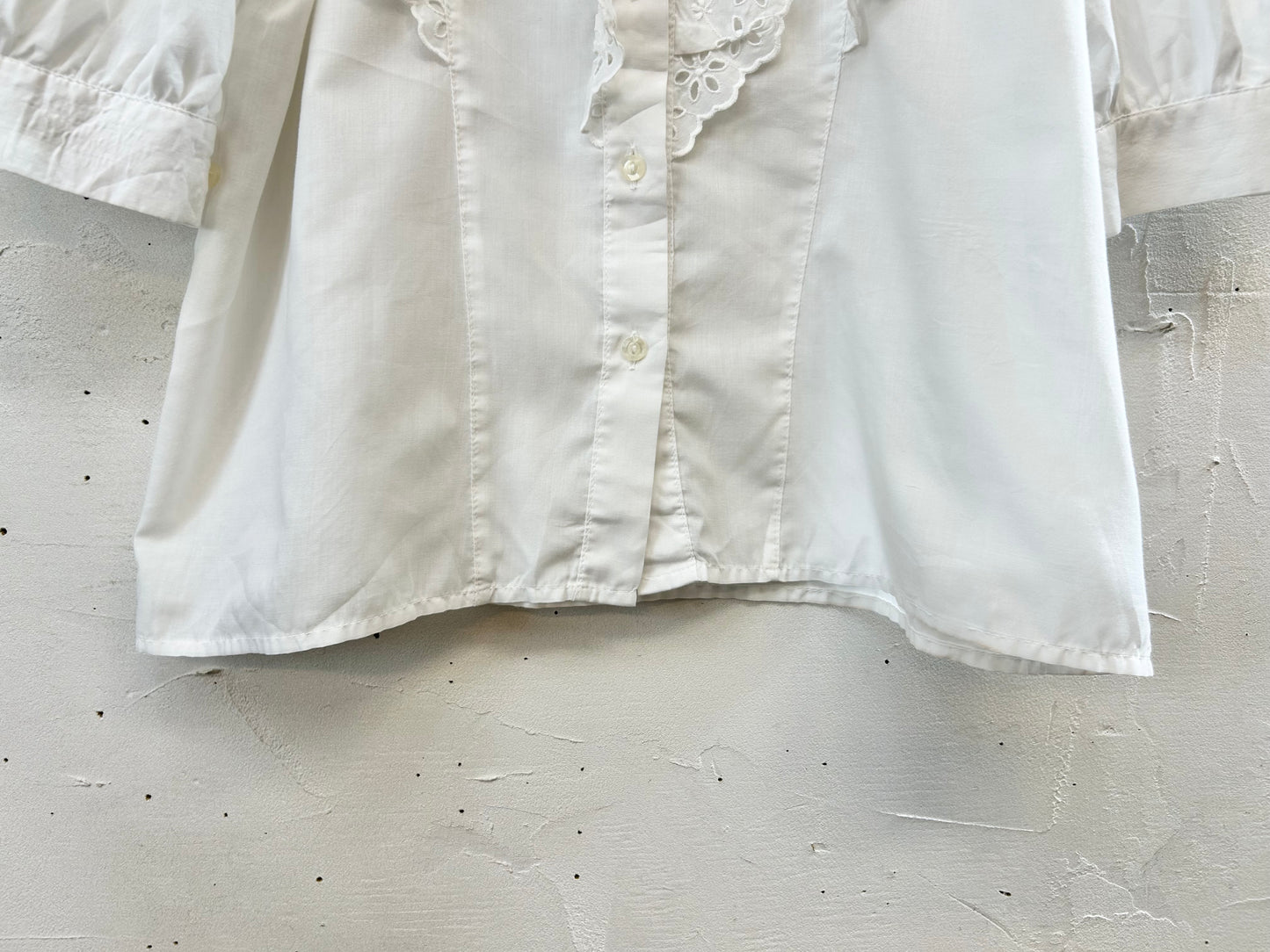 Vintage White Blouse [H28206]