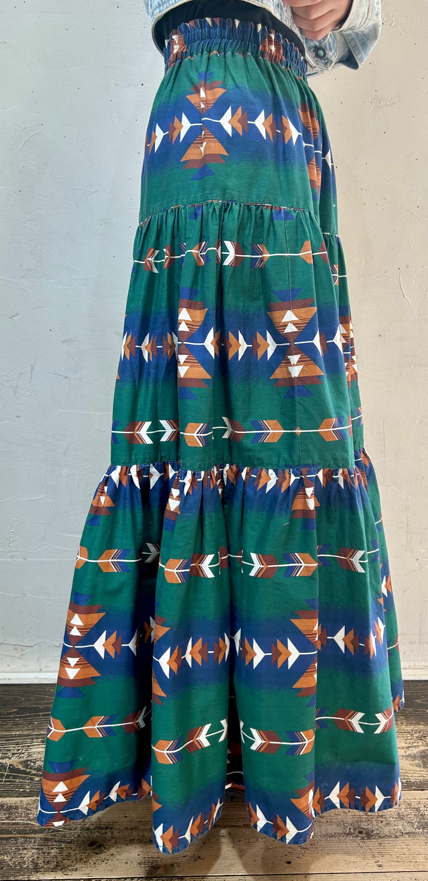 Vintage Tiered Skirt [J25262]