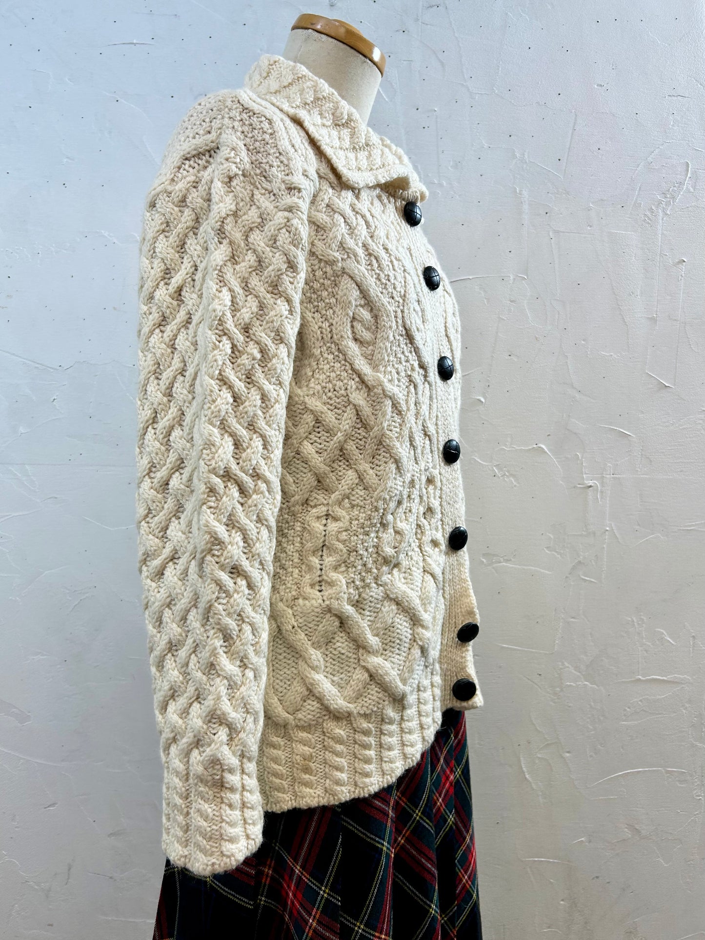 Vintage Aran Knit Cardigan MADE IN IRELAND [J28636]