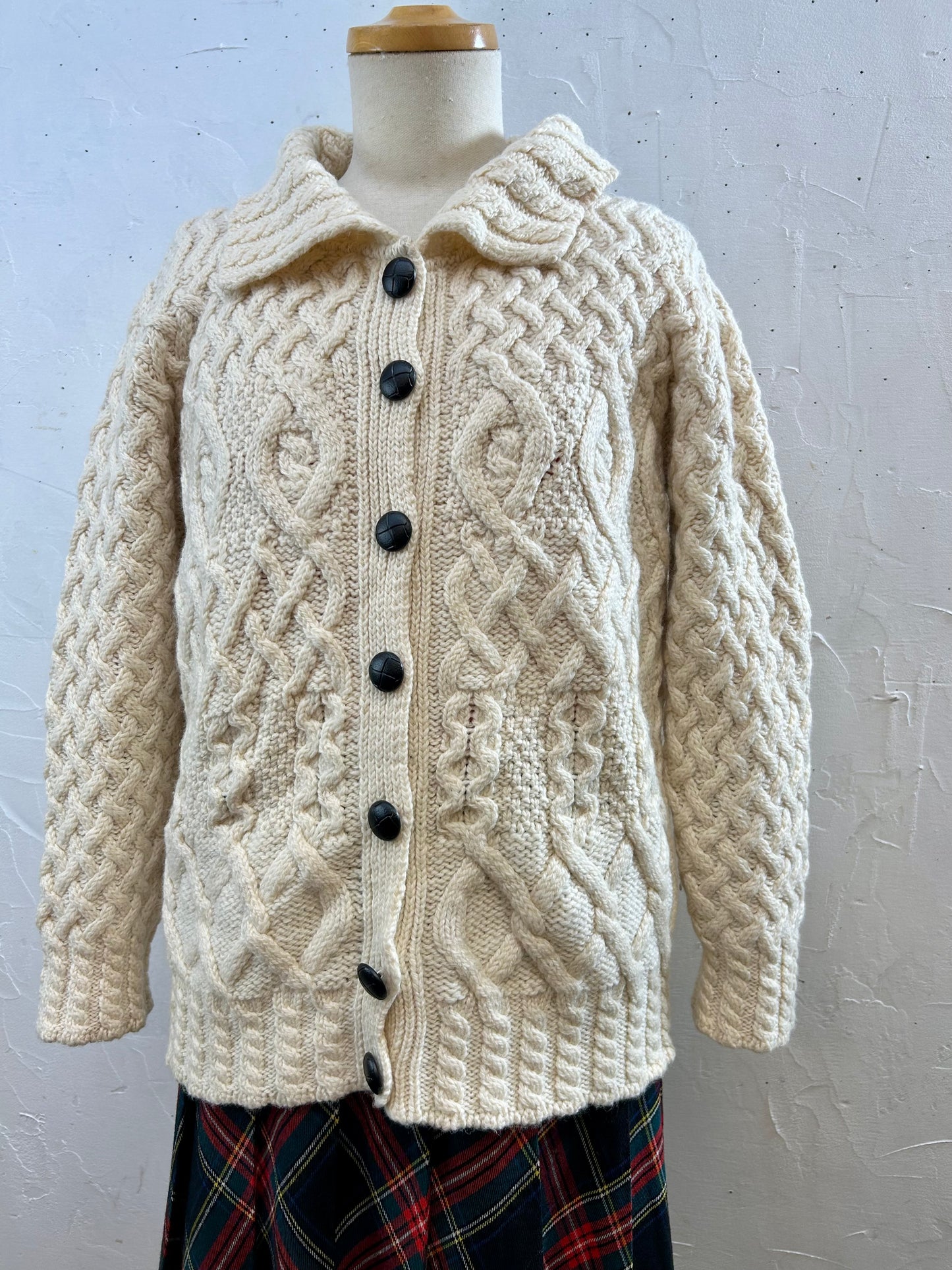 Vintage Aran Knit Cardigan MADE IN IRELAND [J28636]