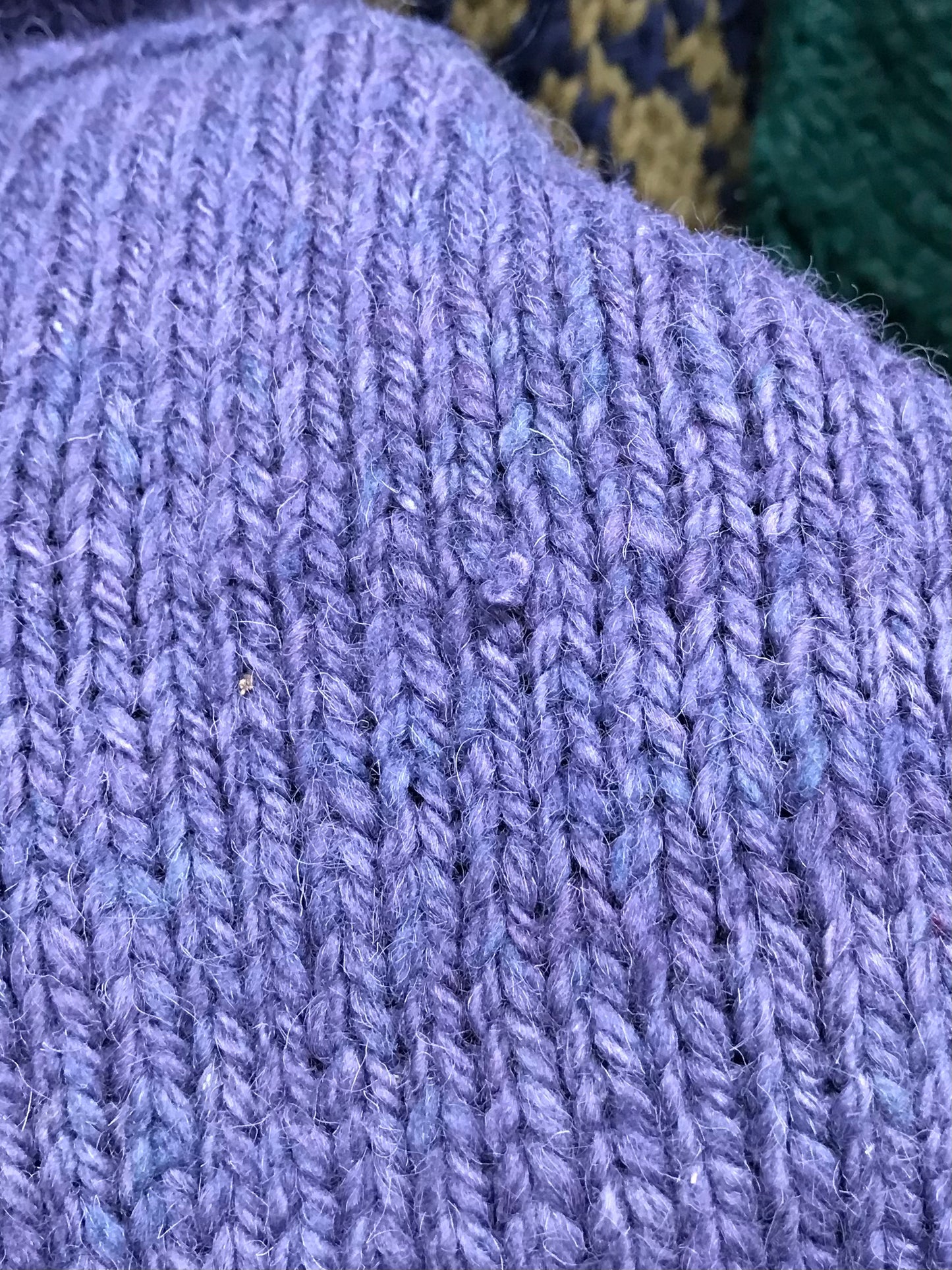 Vintage Hand Knit Sweater  [J25331]