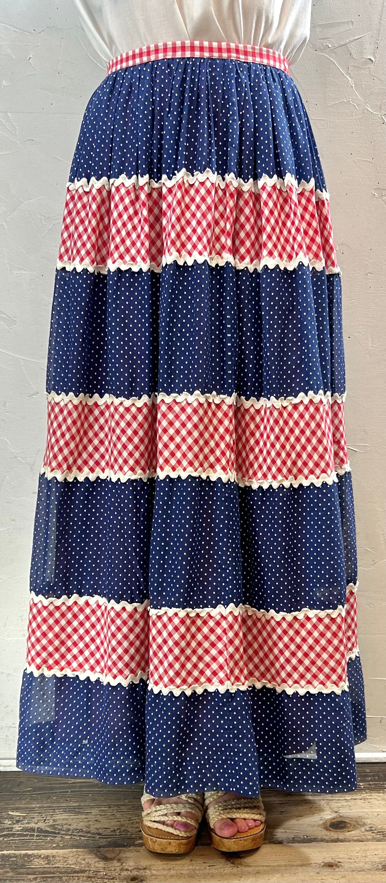 ’70s Vintage Skirt [F27571]