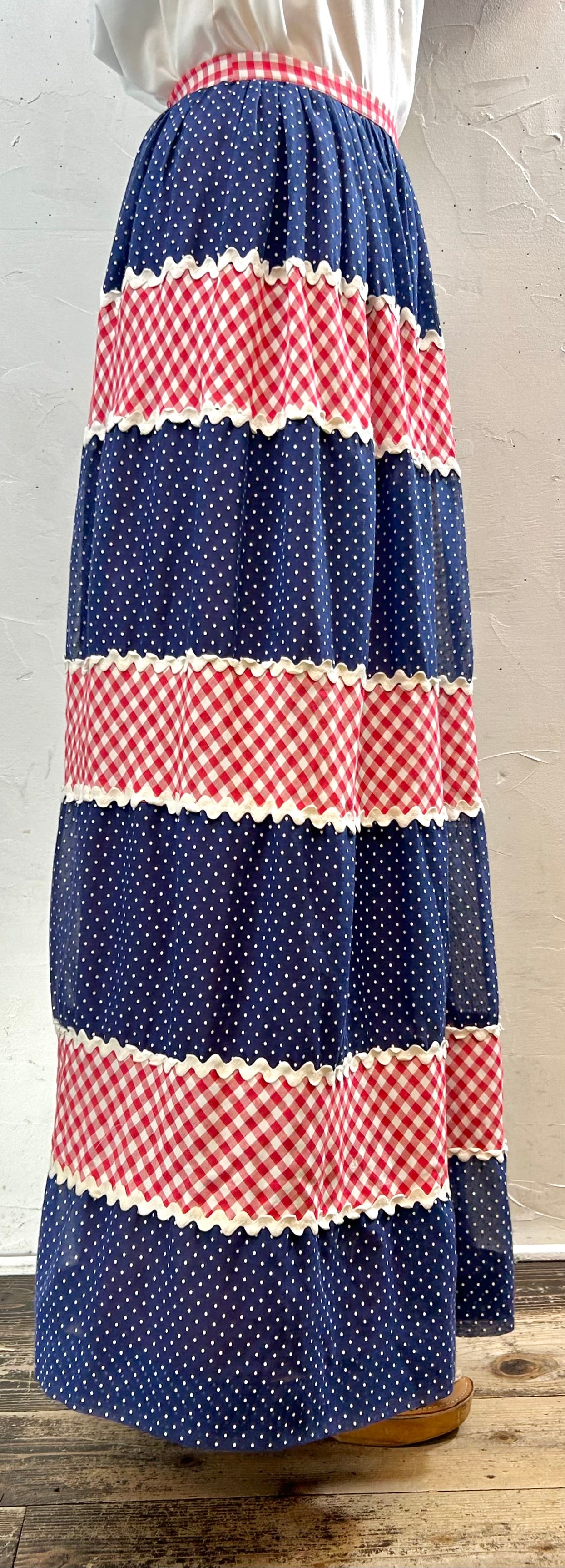 ’70s Vintage Skirt [F27571]